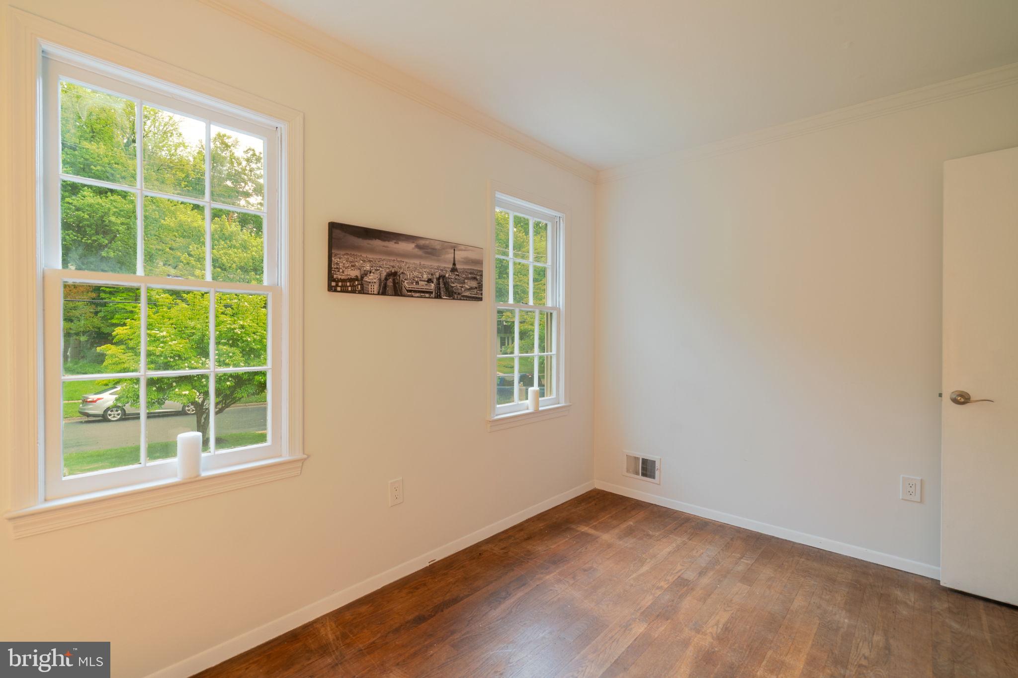 BEL PRE WOODS - Residential