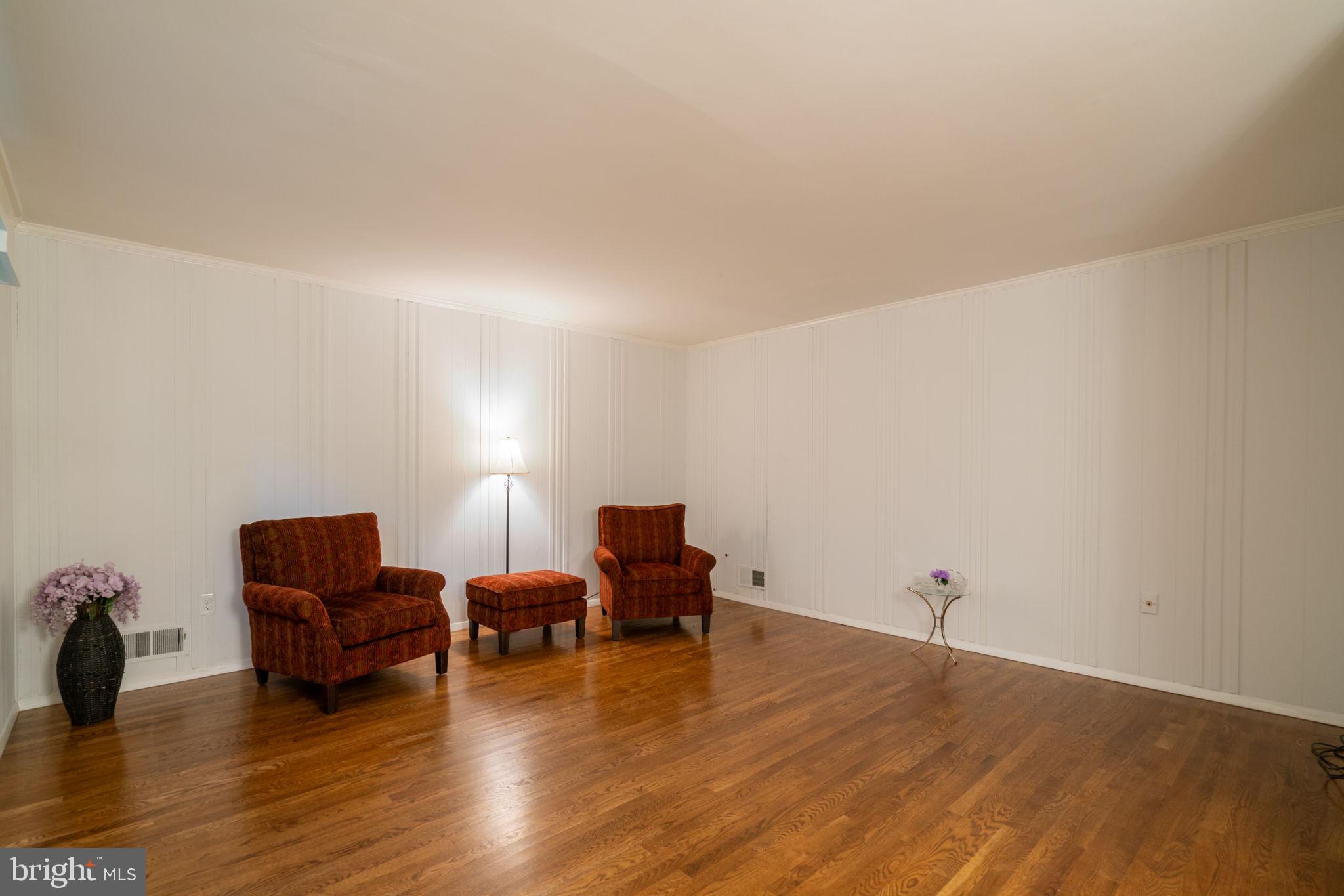 BEL PRE WOODS - Residential