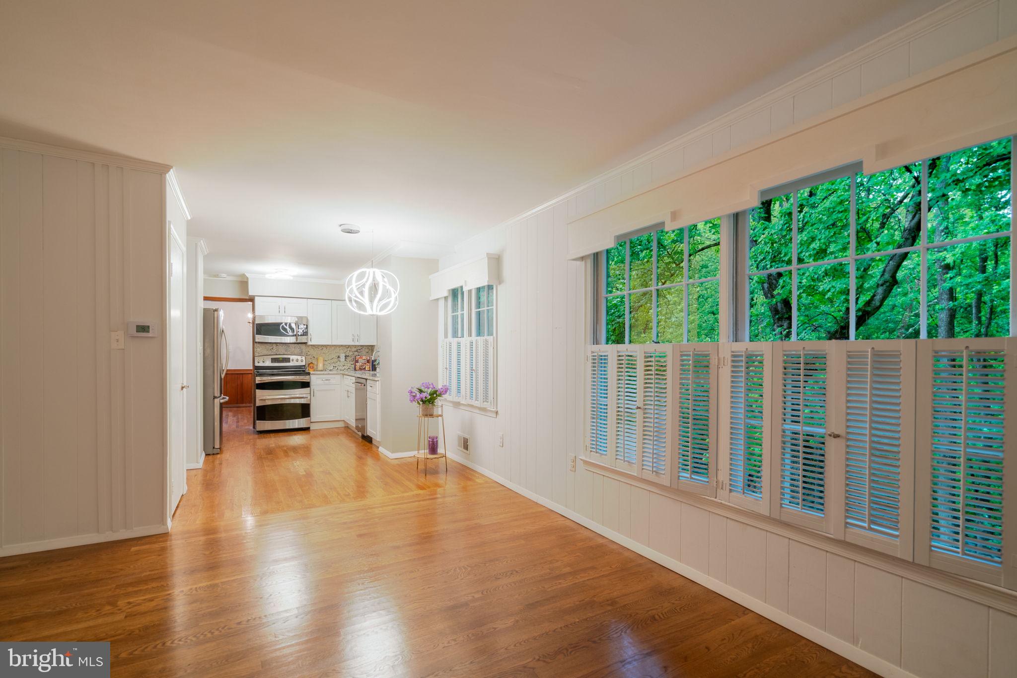 BEL PRE WOODS - Residential