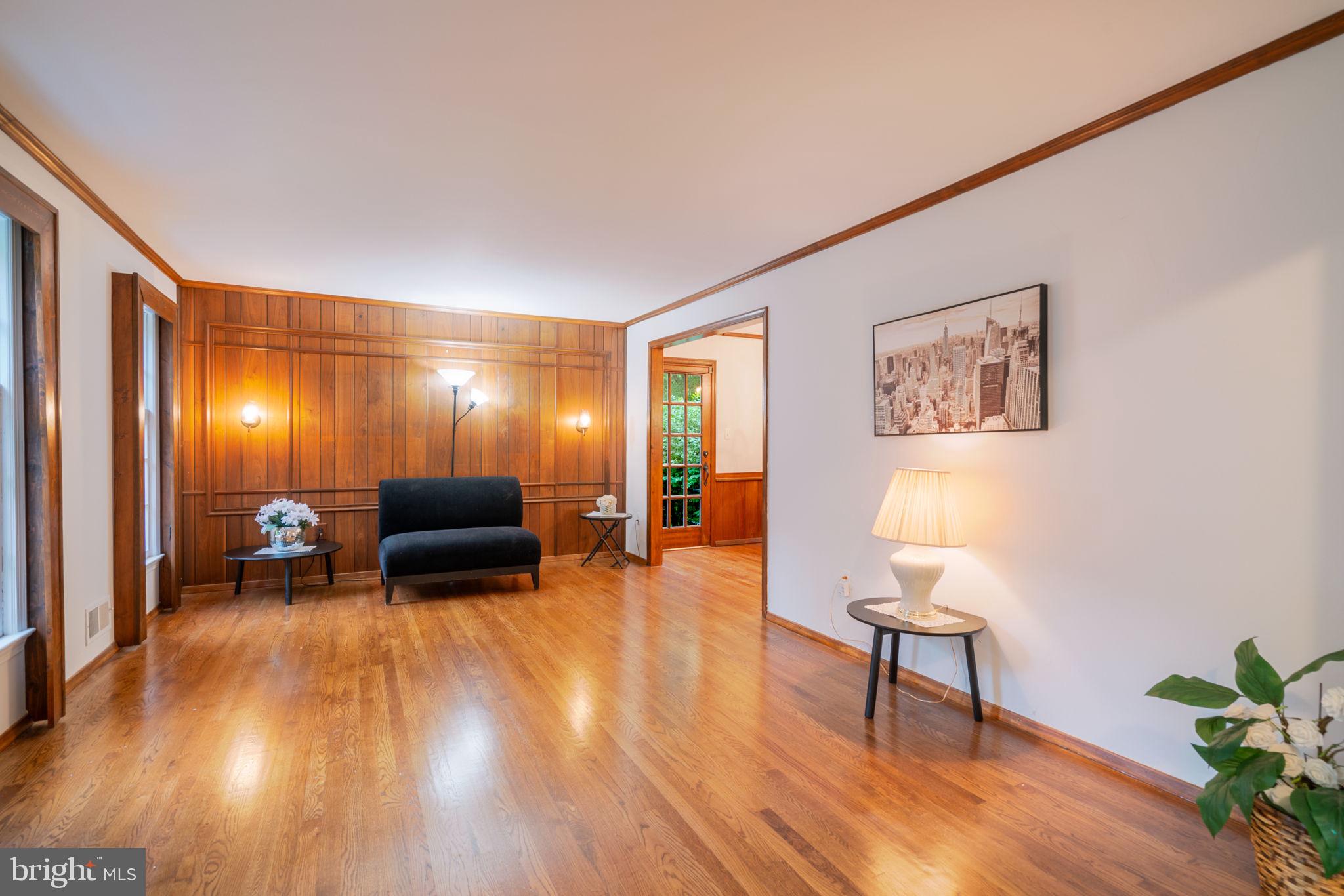 BEL PRE WOODS - Residential