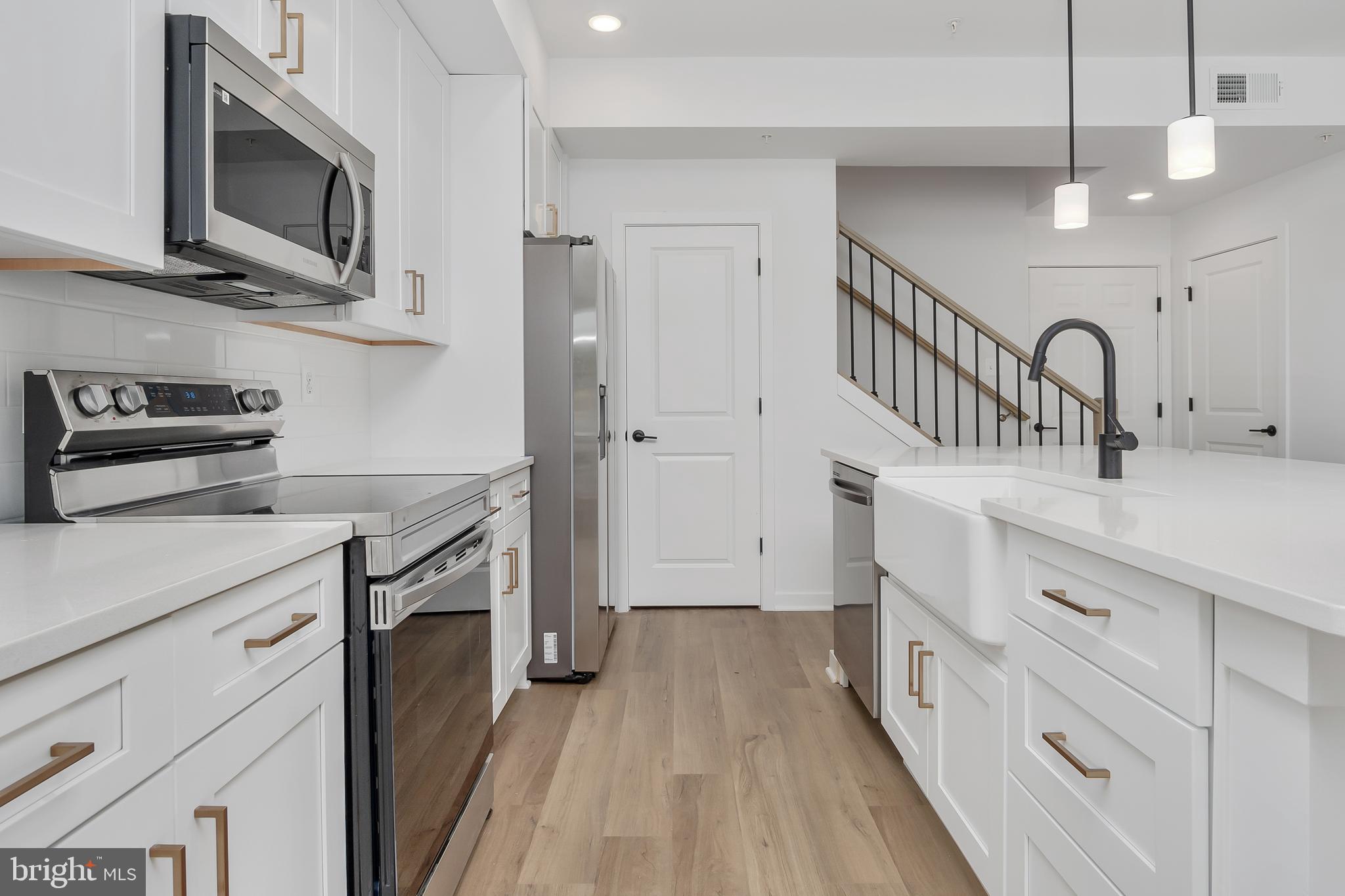 GAMBRILL GLENN - Residential