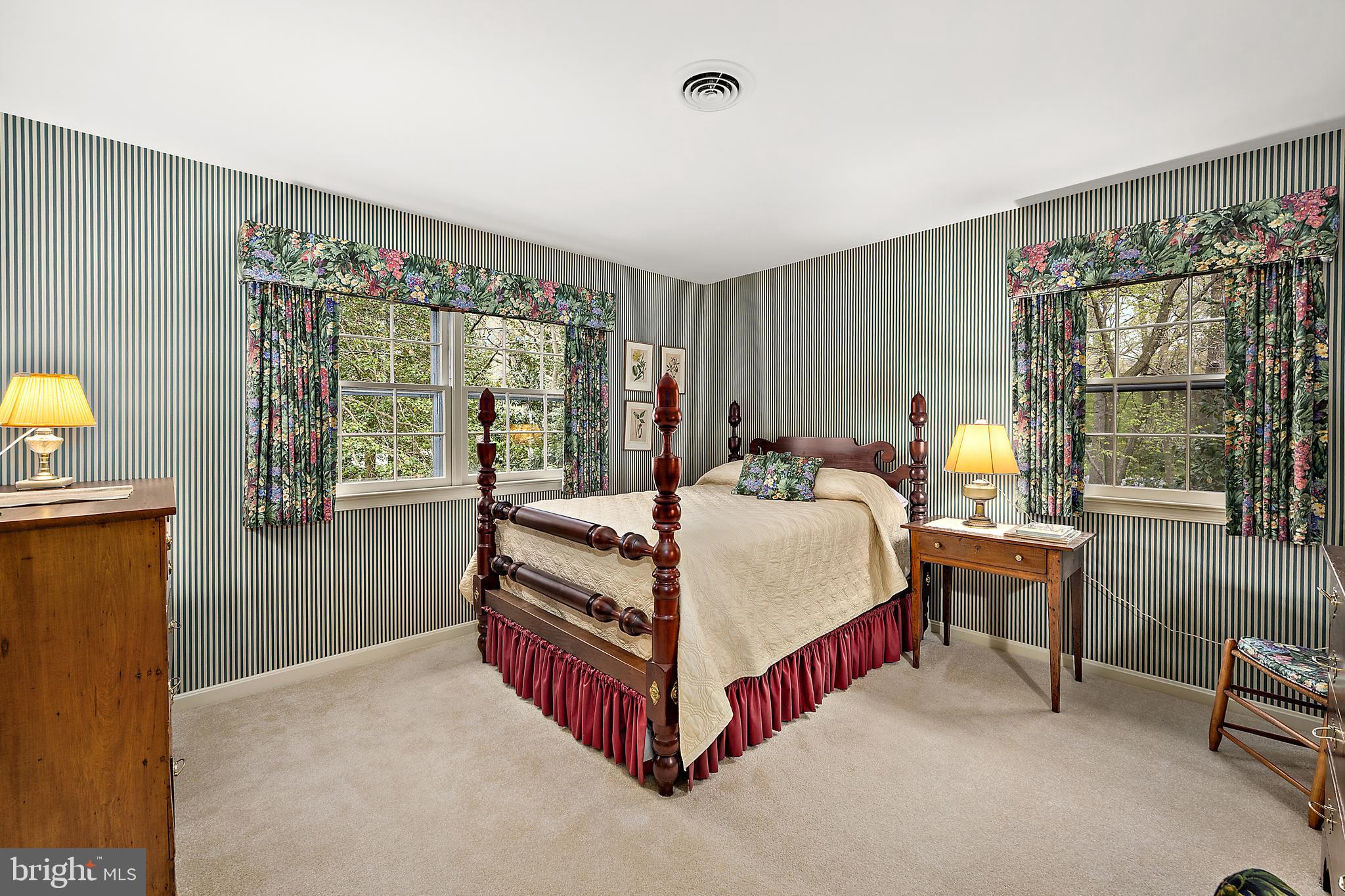 TONY TANK - Residential