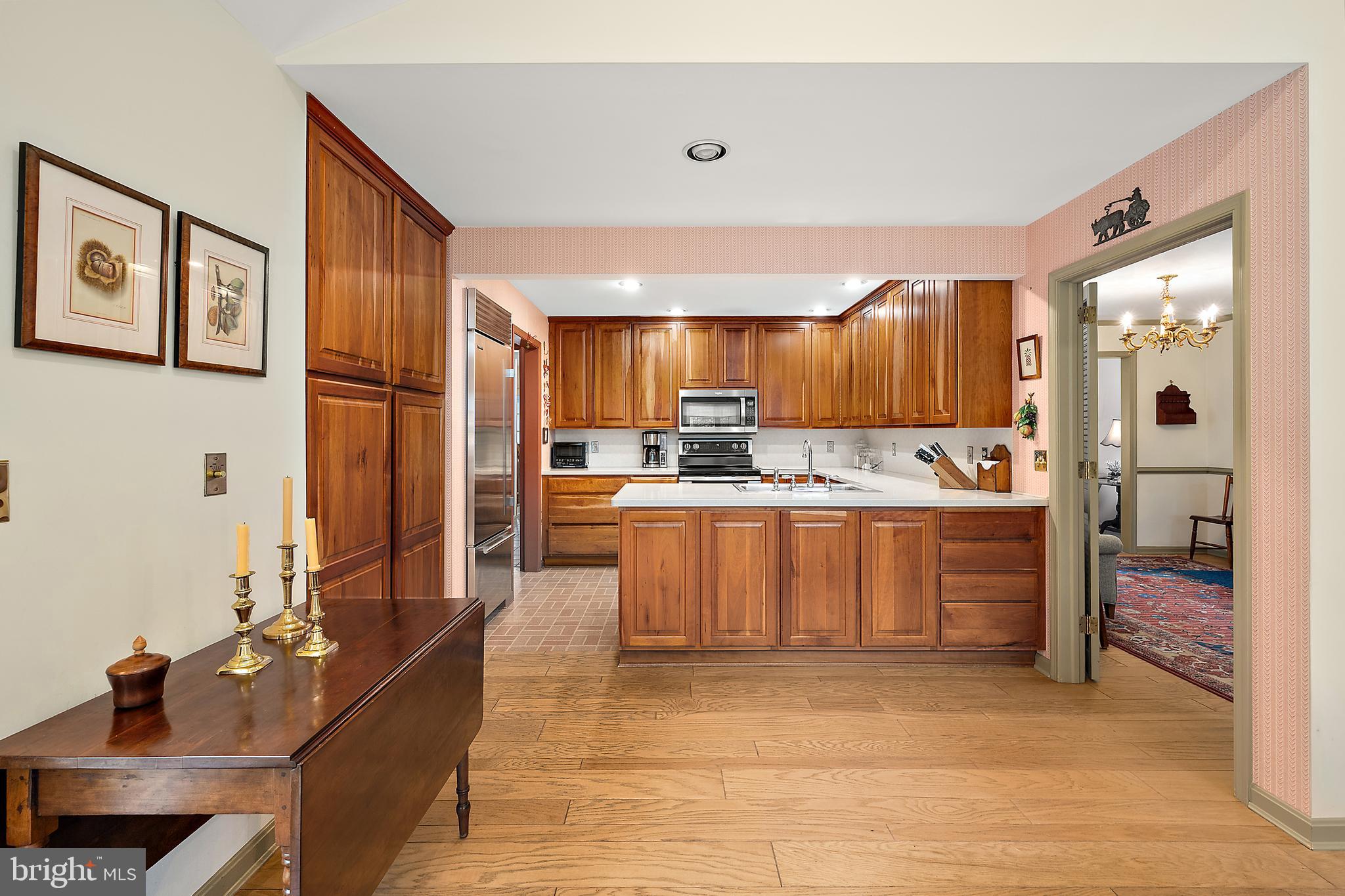 TONY TANK - Residential