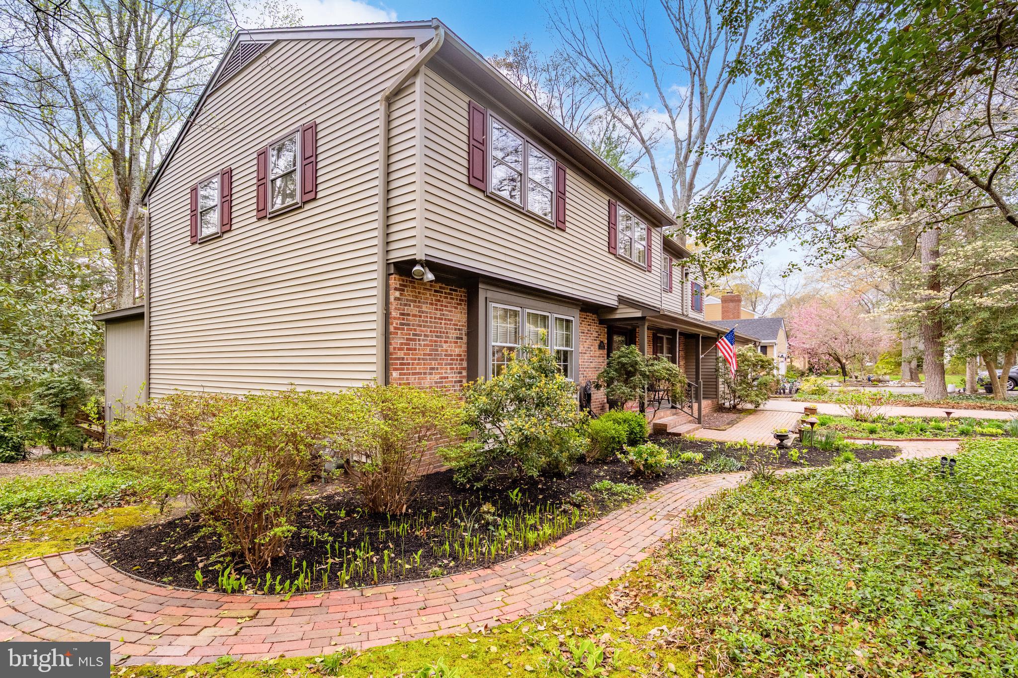 TONY TANK - Residential