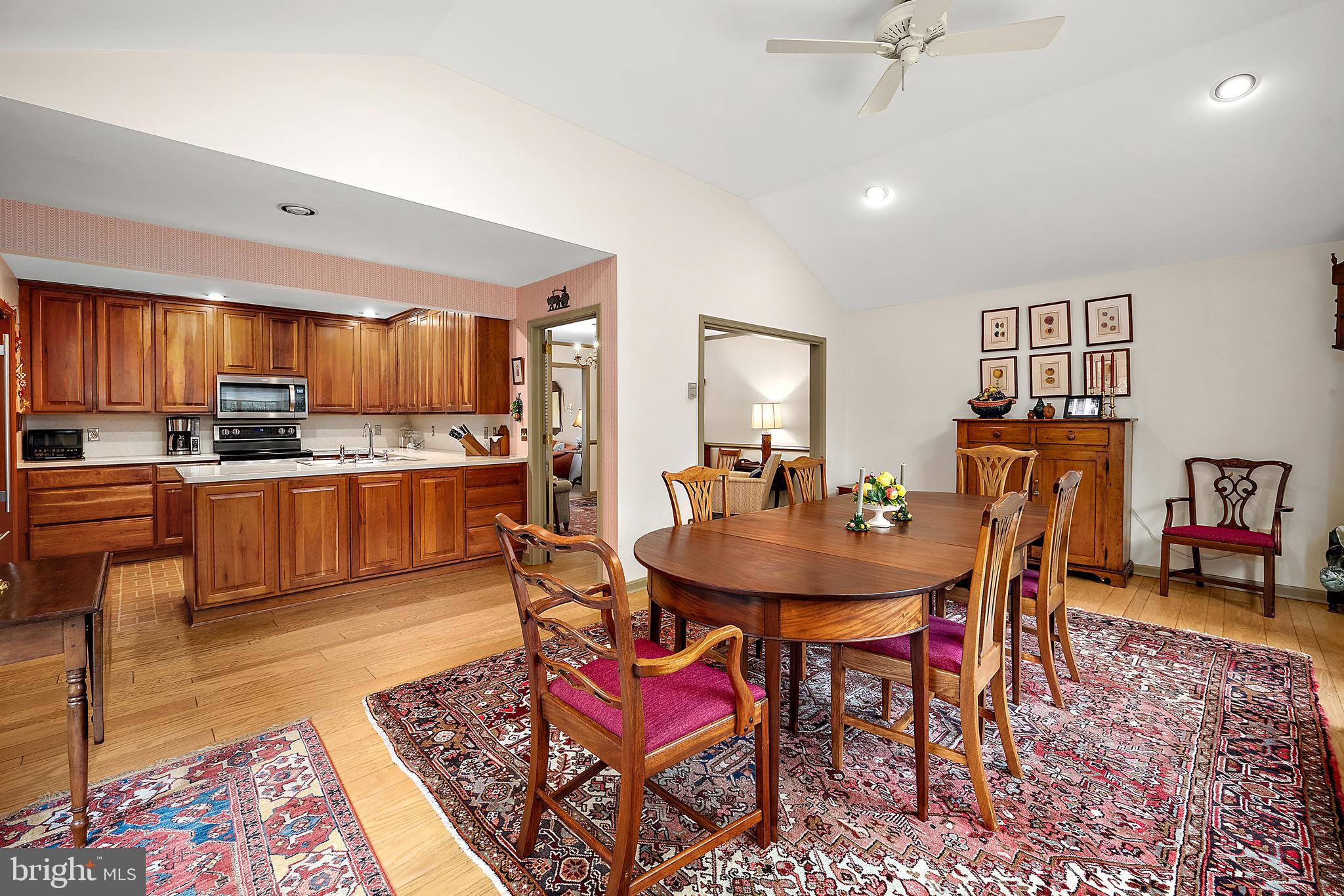 TONY TANK - Residential