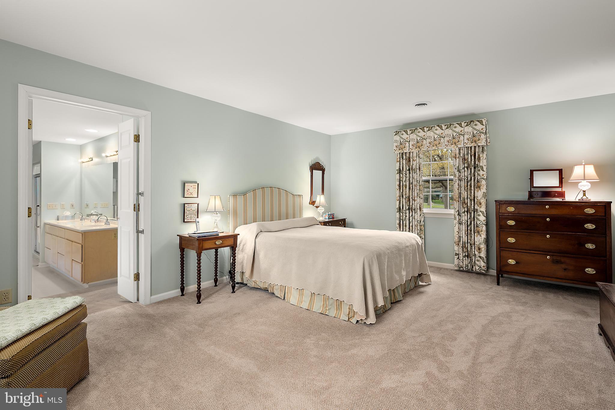 TONY TANK - Residential