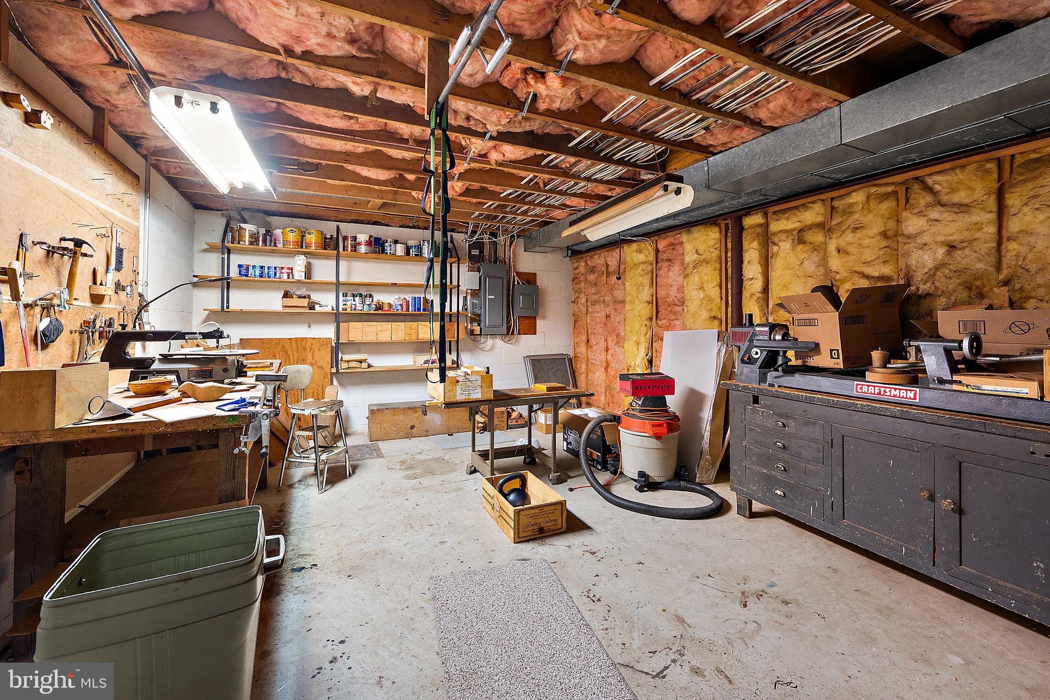 TONY TANK - Residential