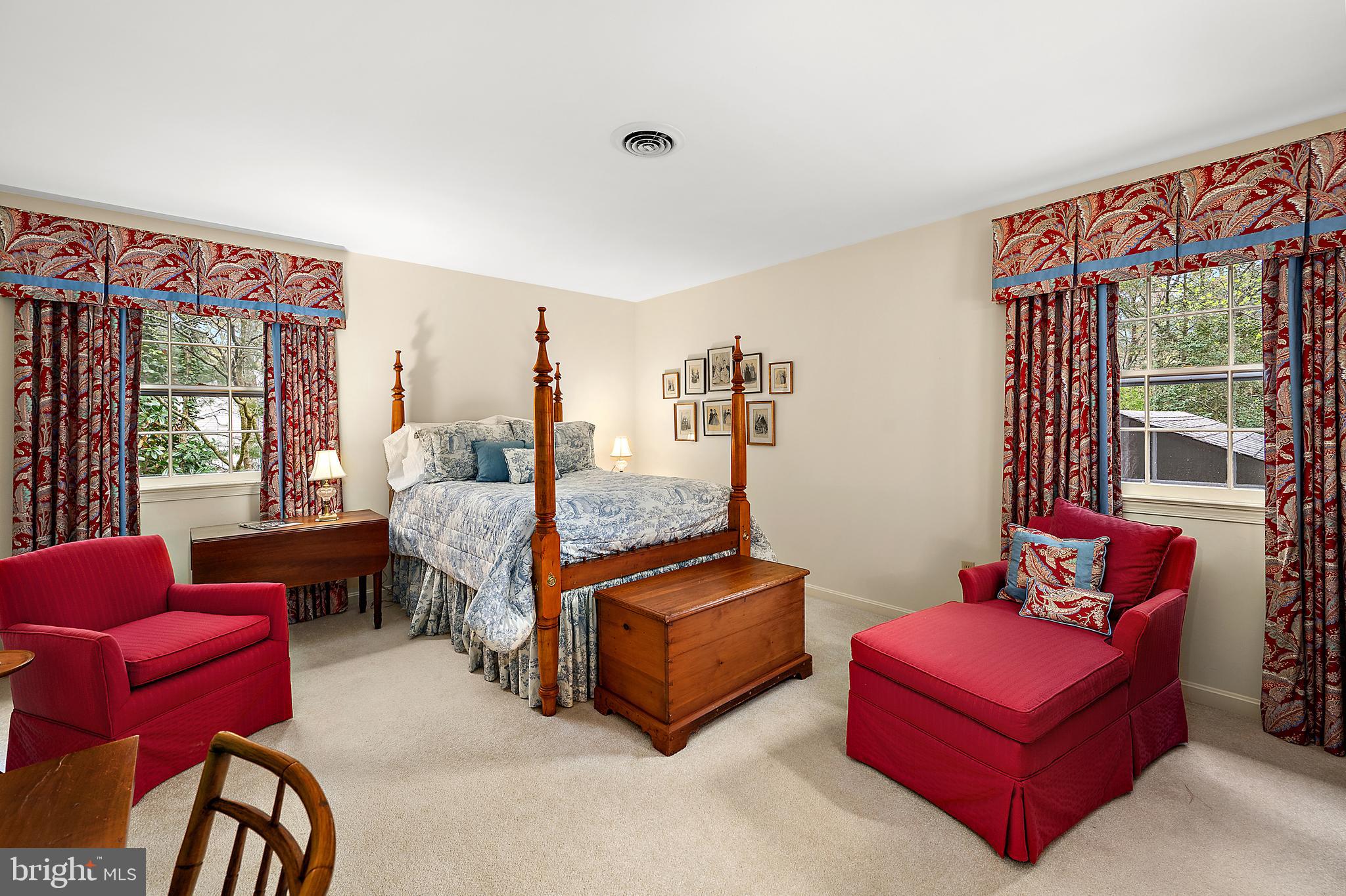 TONY TANK - Residential