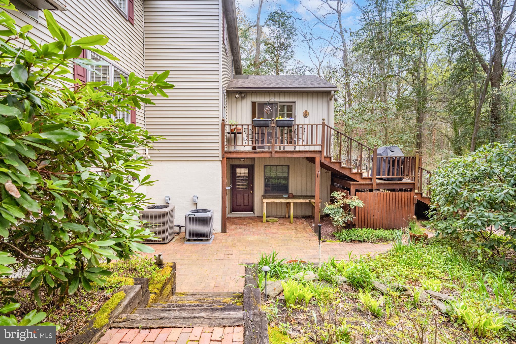 TONY TANK - Residential