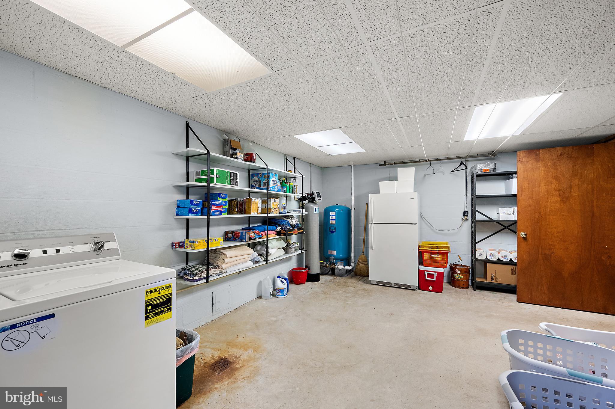 TONY TANK - Residential