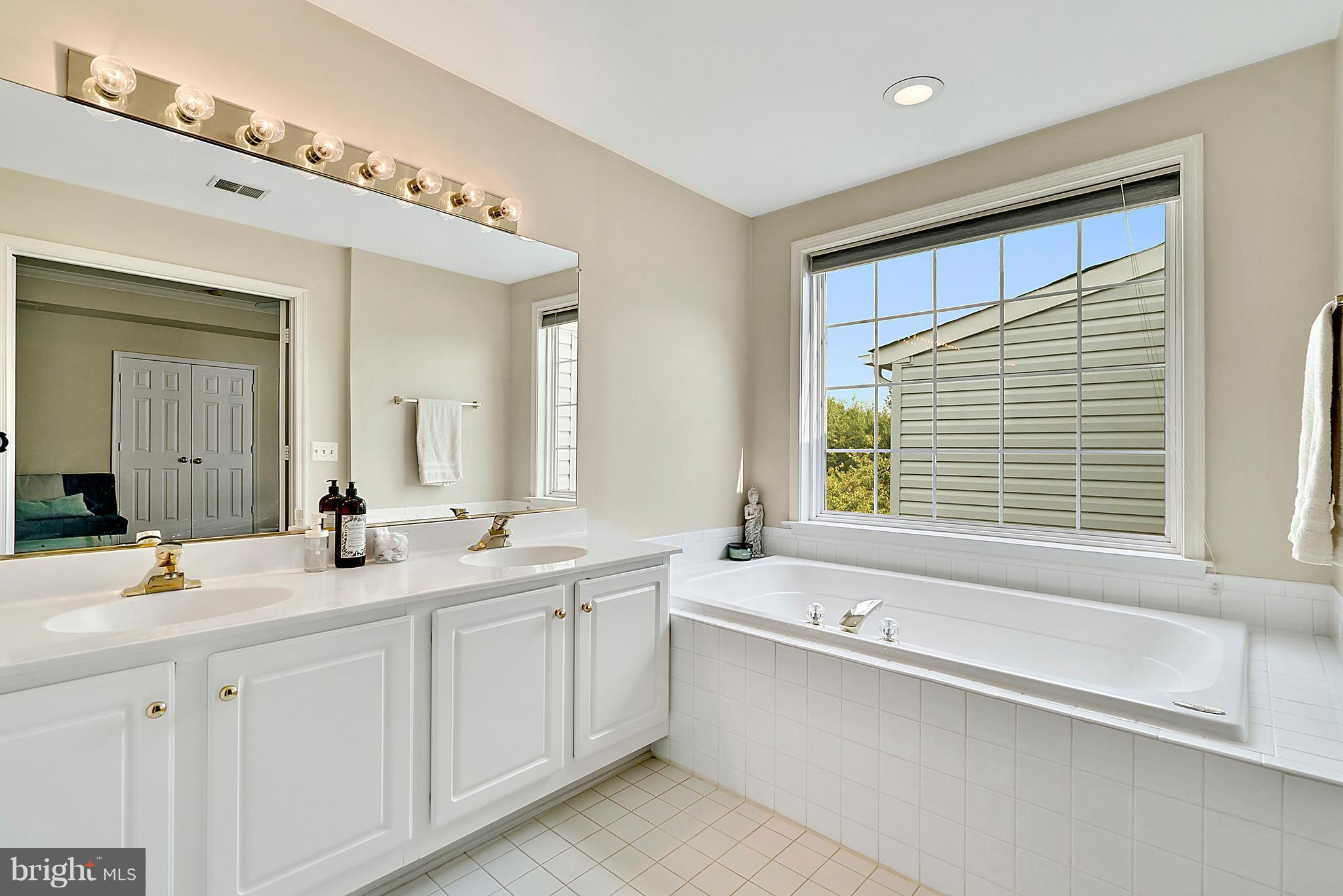 LEONARD PROPERTY - Residential Lease