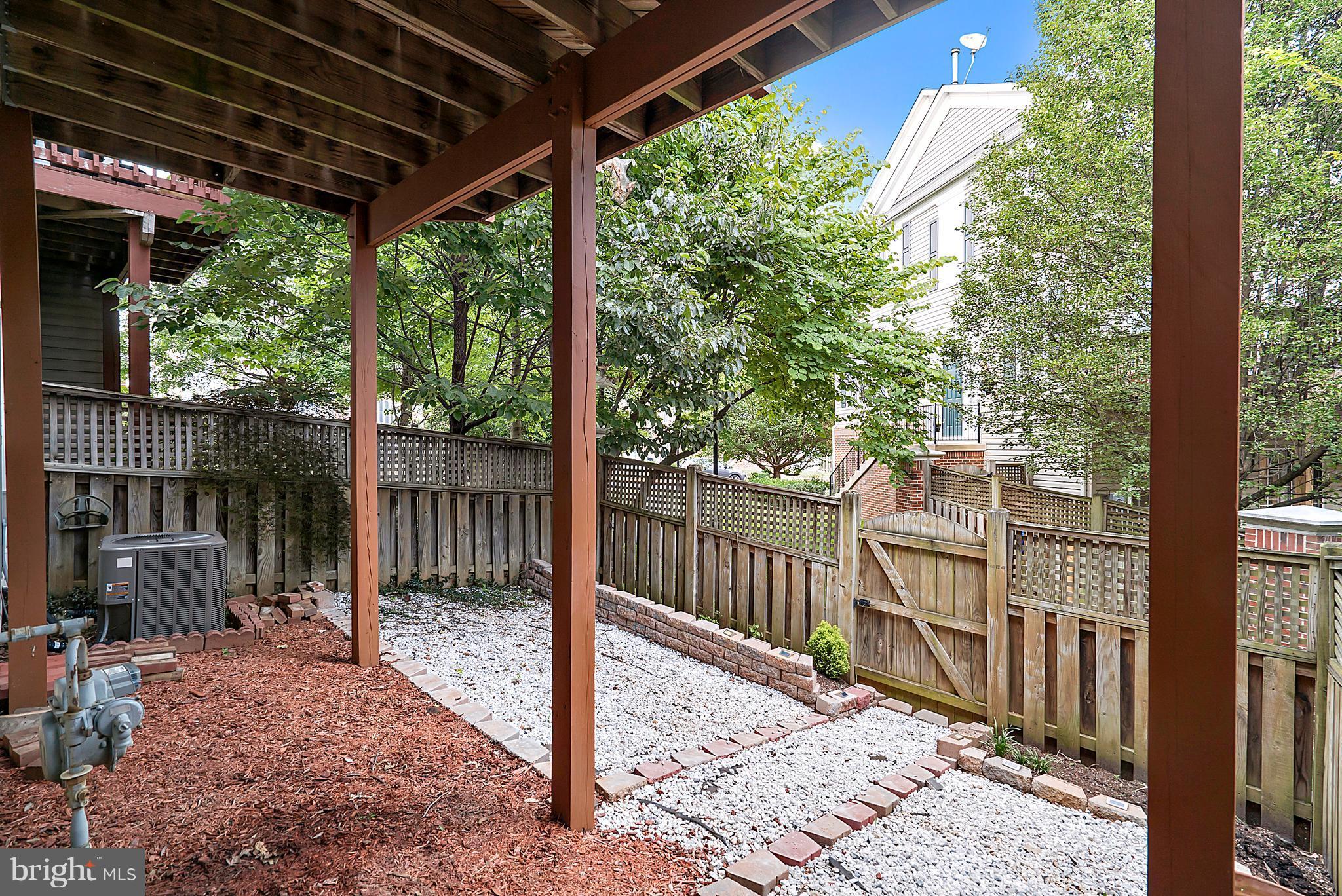 LEONARD PROPERTY - Residential Lease