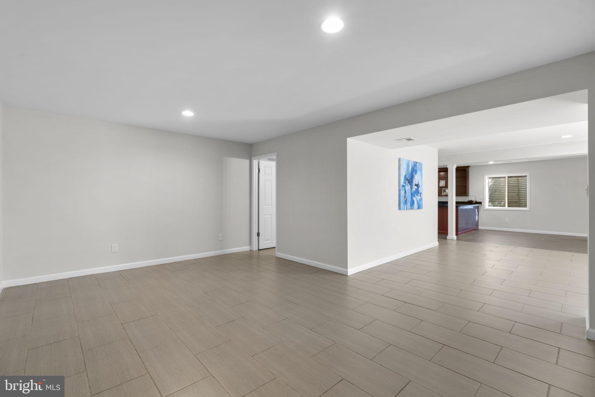 ESTATES AT AISQUITH FARM - Residential