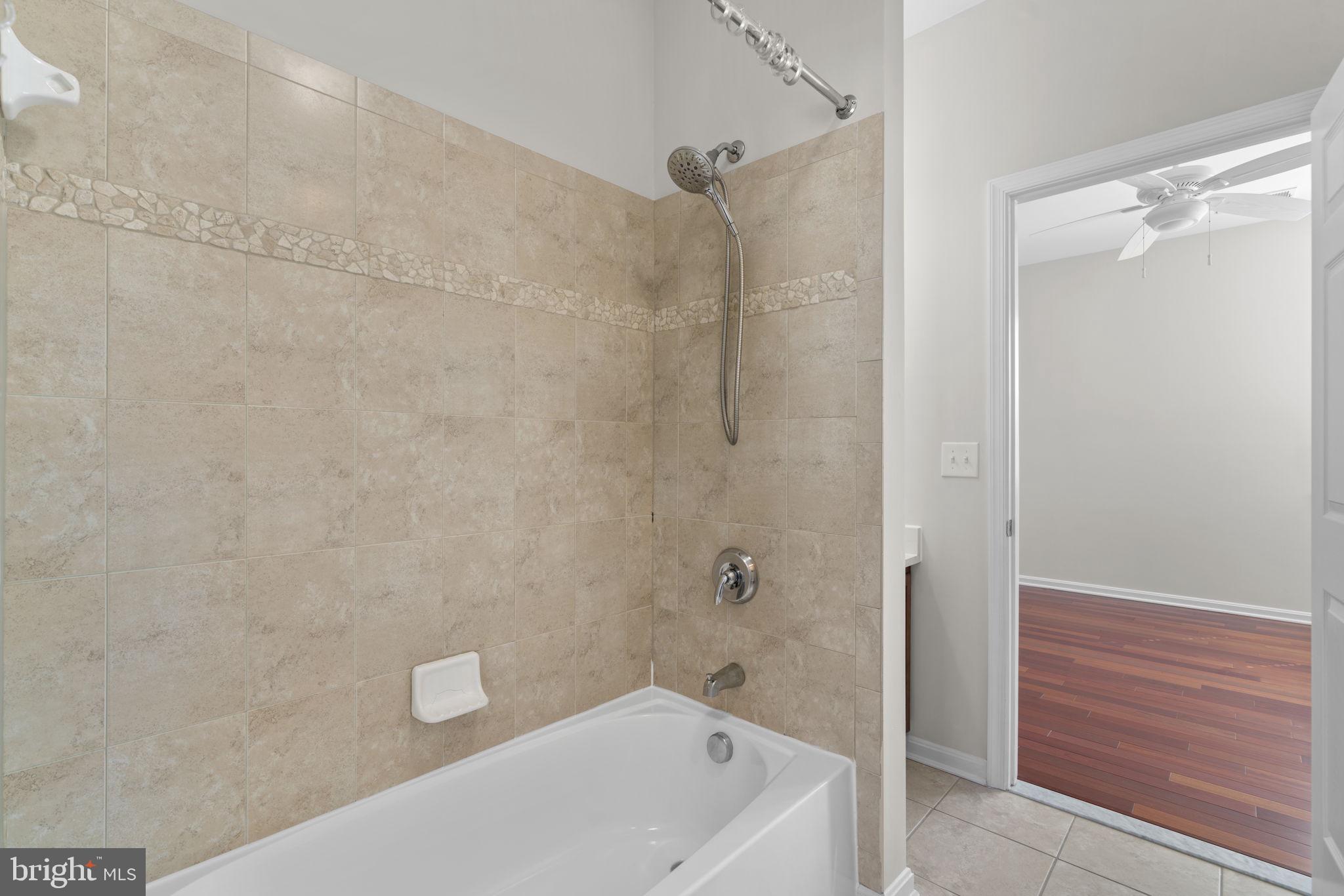 ESTATES AT AISQUITH FARM - Residential