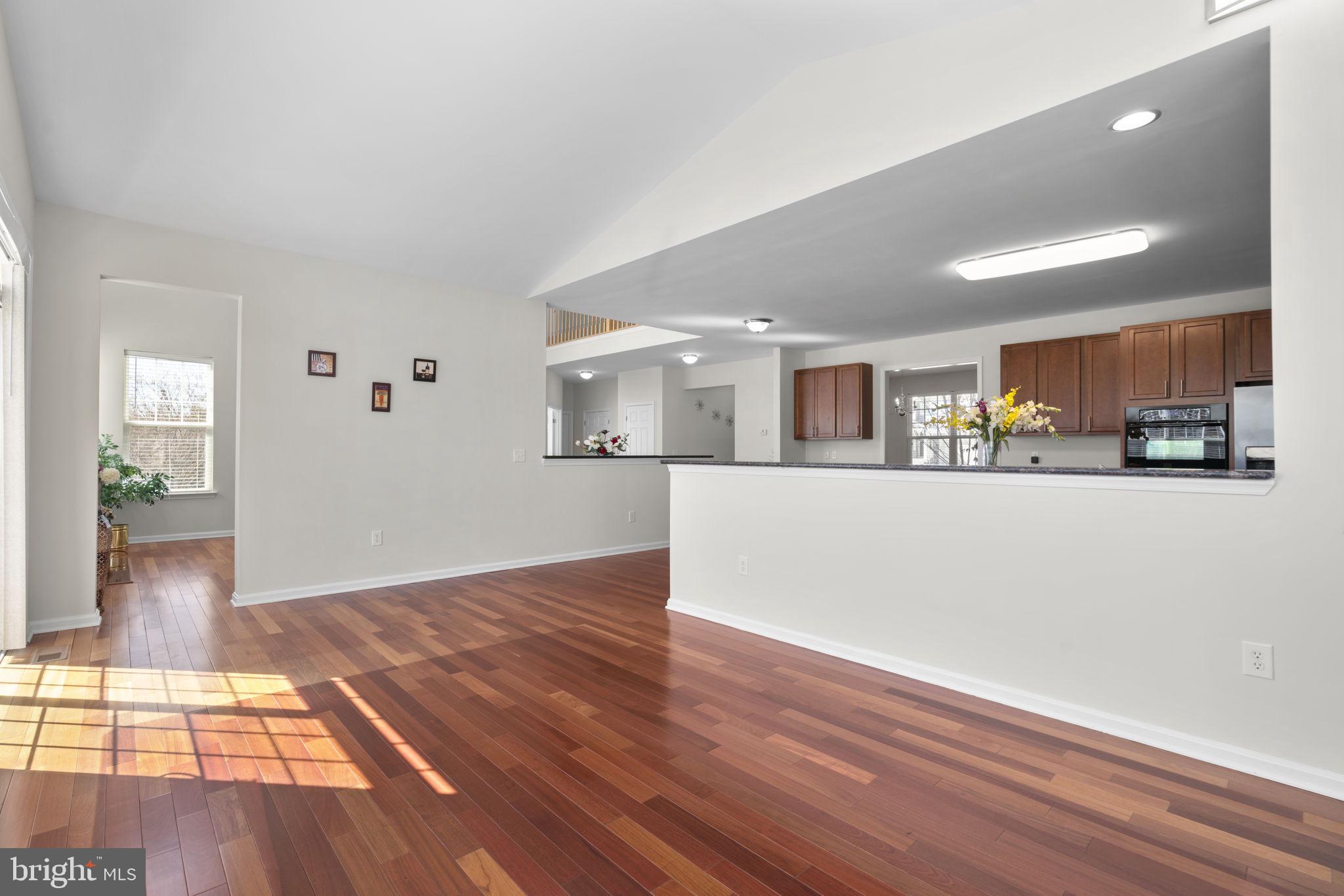 ESTATES AT AISQUITH FARM - Residential