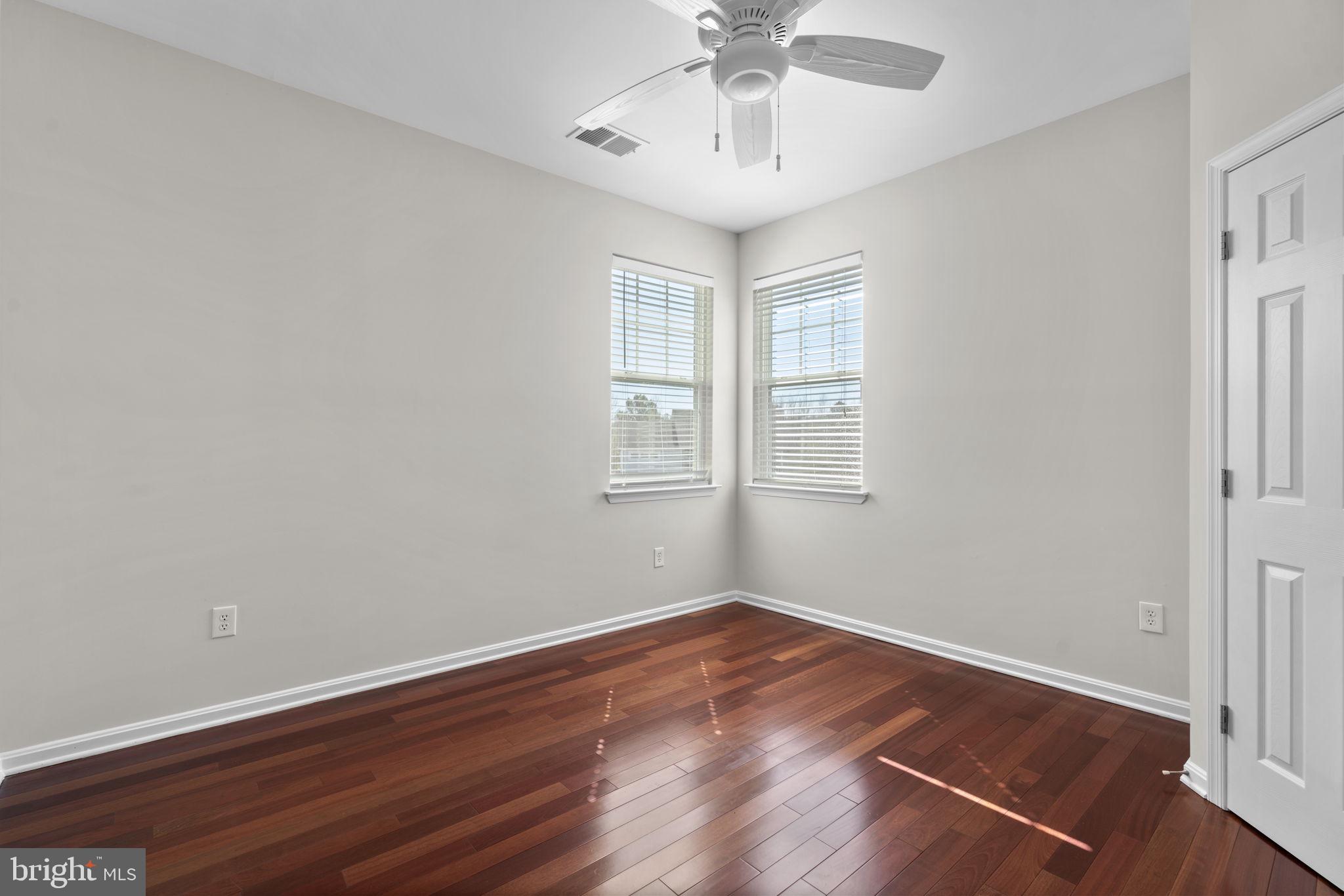 ESTATES AT AISQUITH FARM - Residential