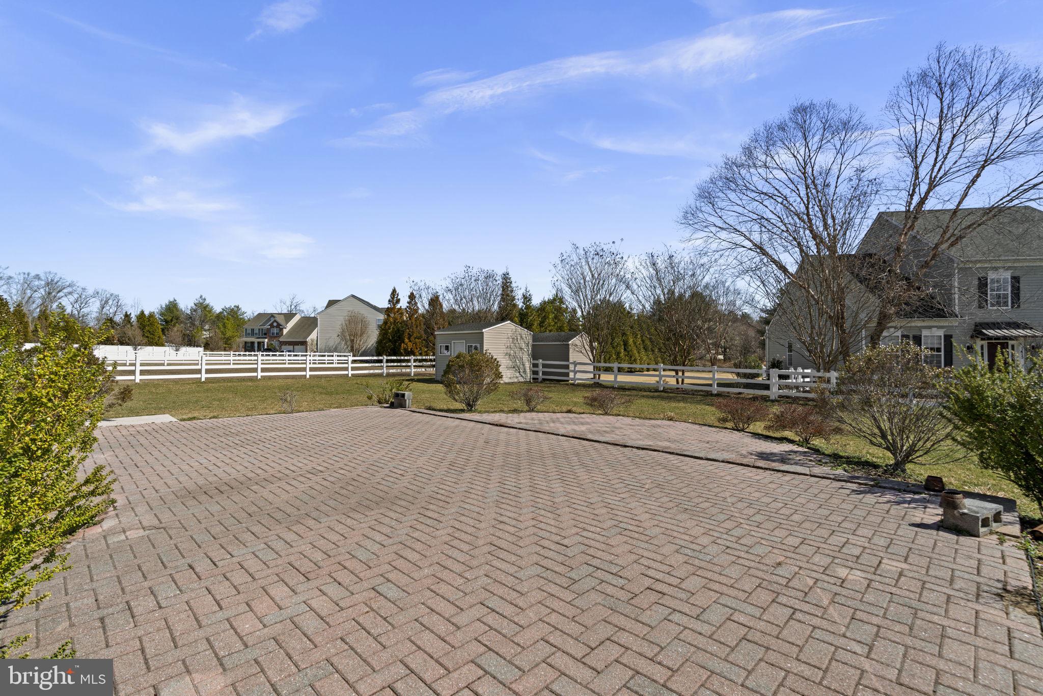 ESTATES AT AISQUITH FARM - Residential