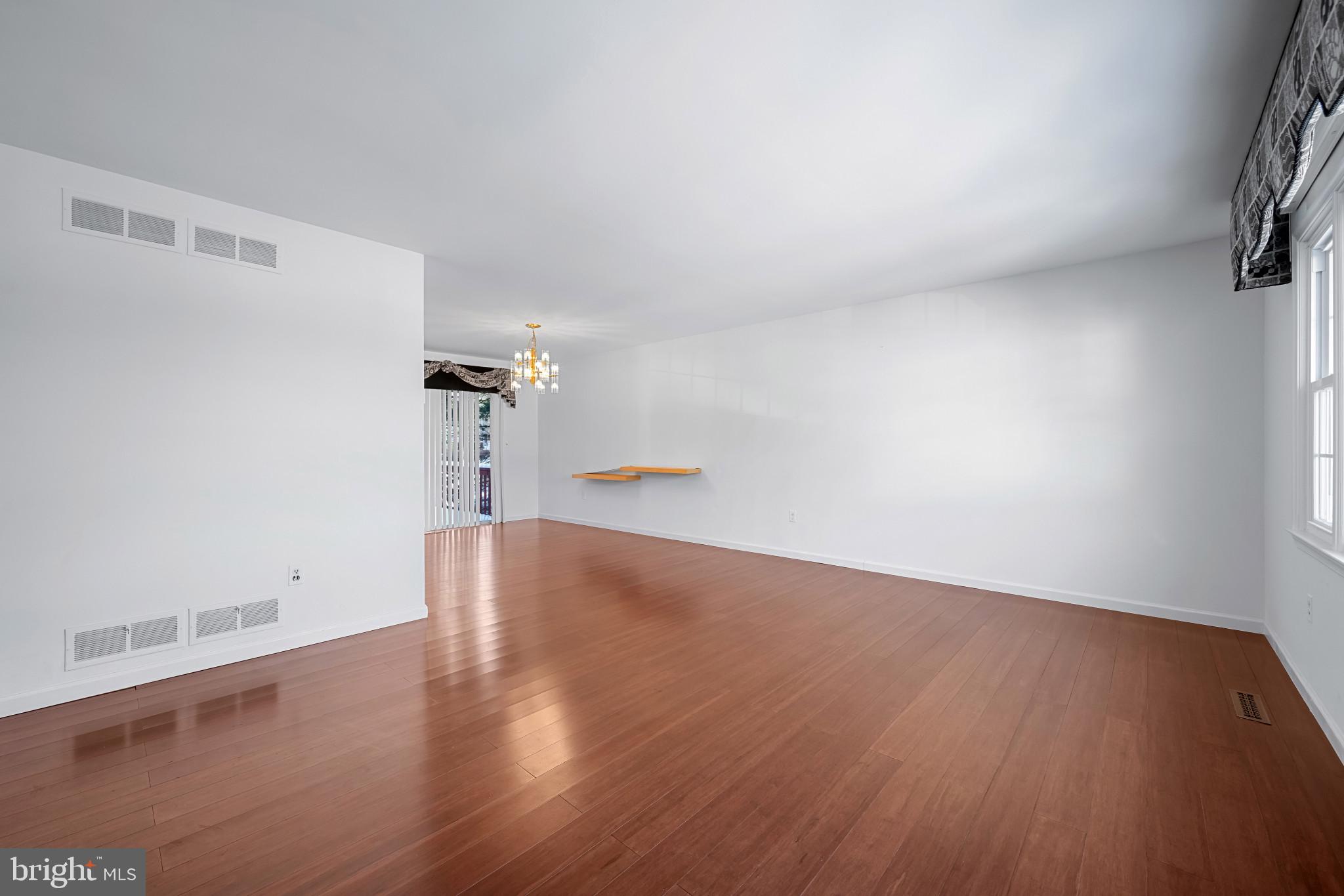 SPRINGDALE - Residential