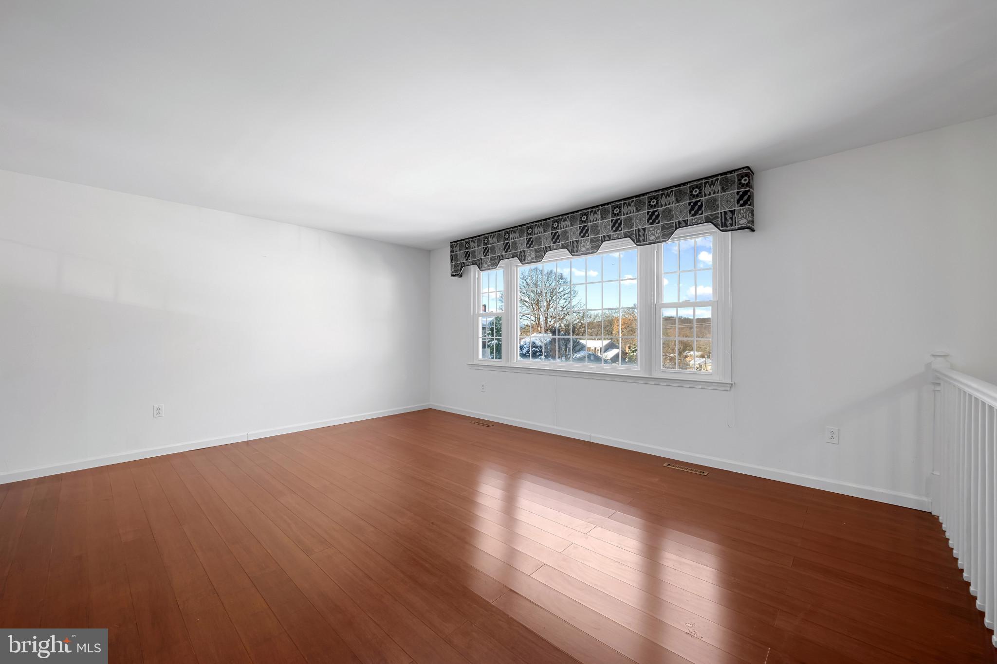 SPRINGDALE - Residential