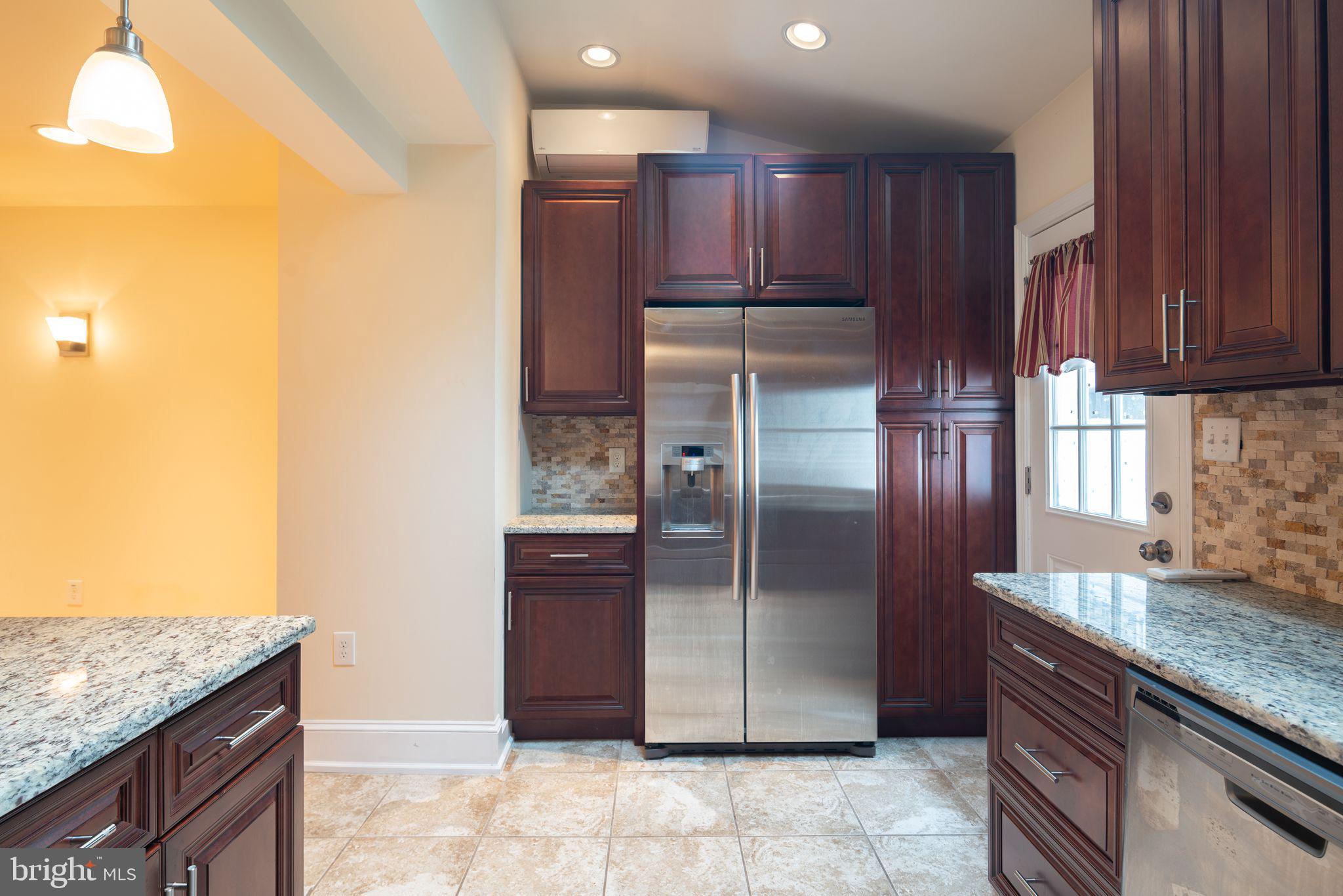 MANAYUNK - Residential Lease