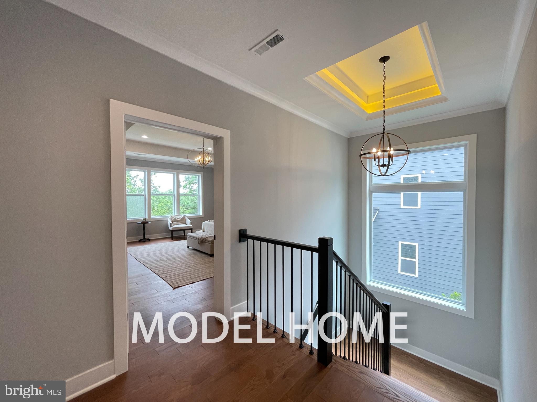 VIENNA HILLS - Residential