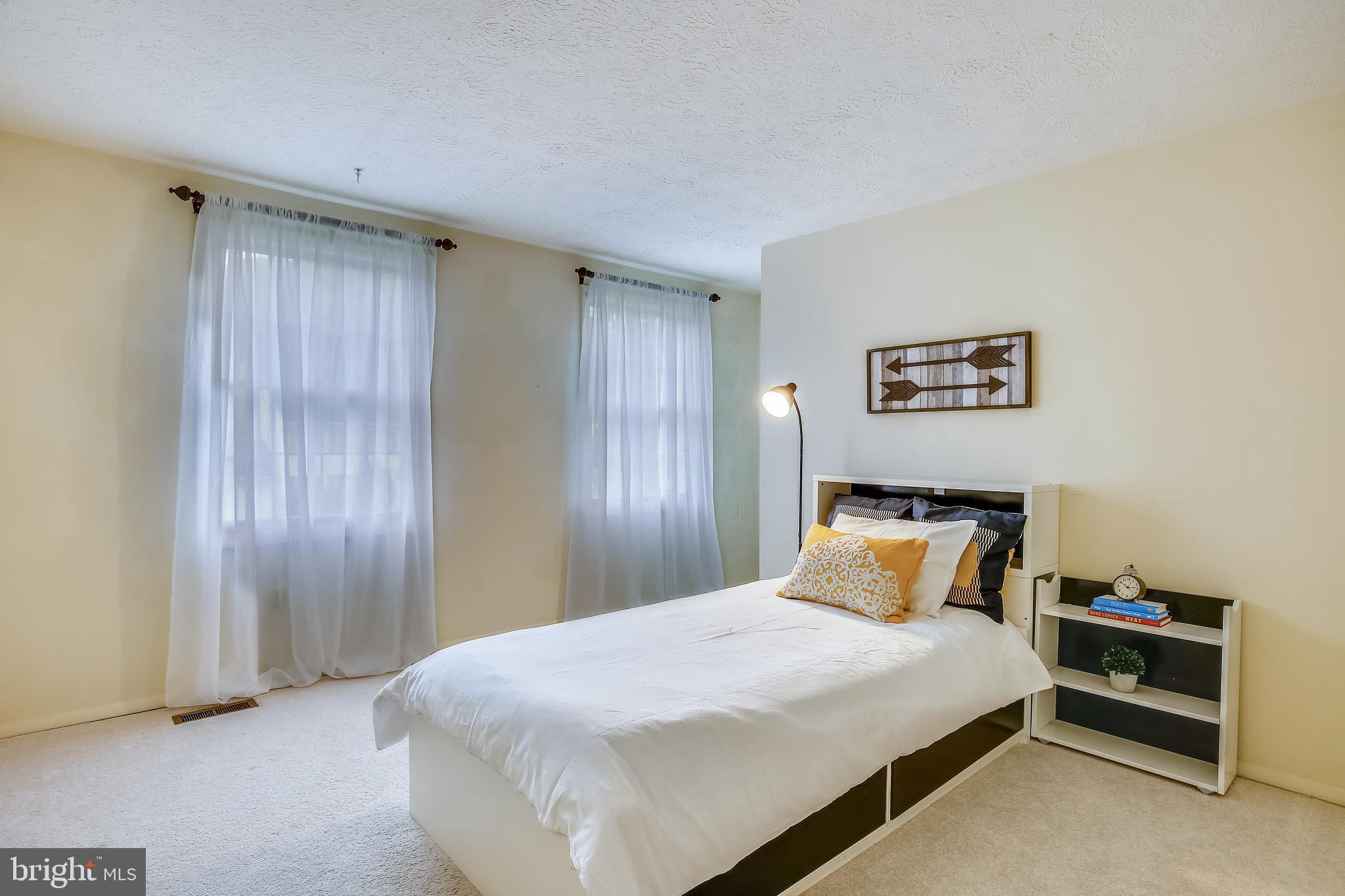 NEWINGTON FOREST - Residential