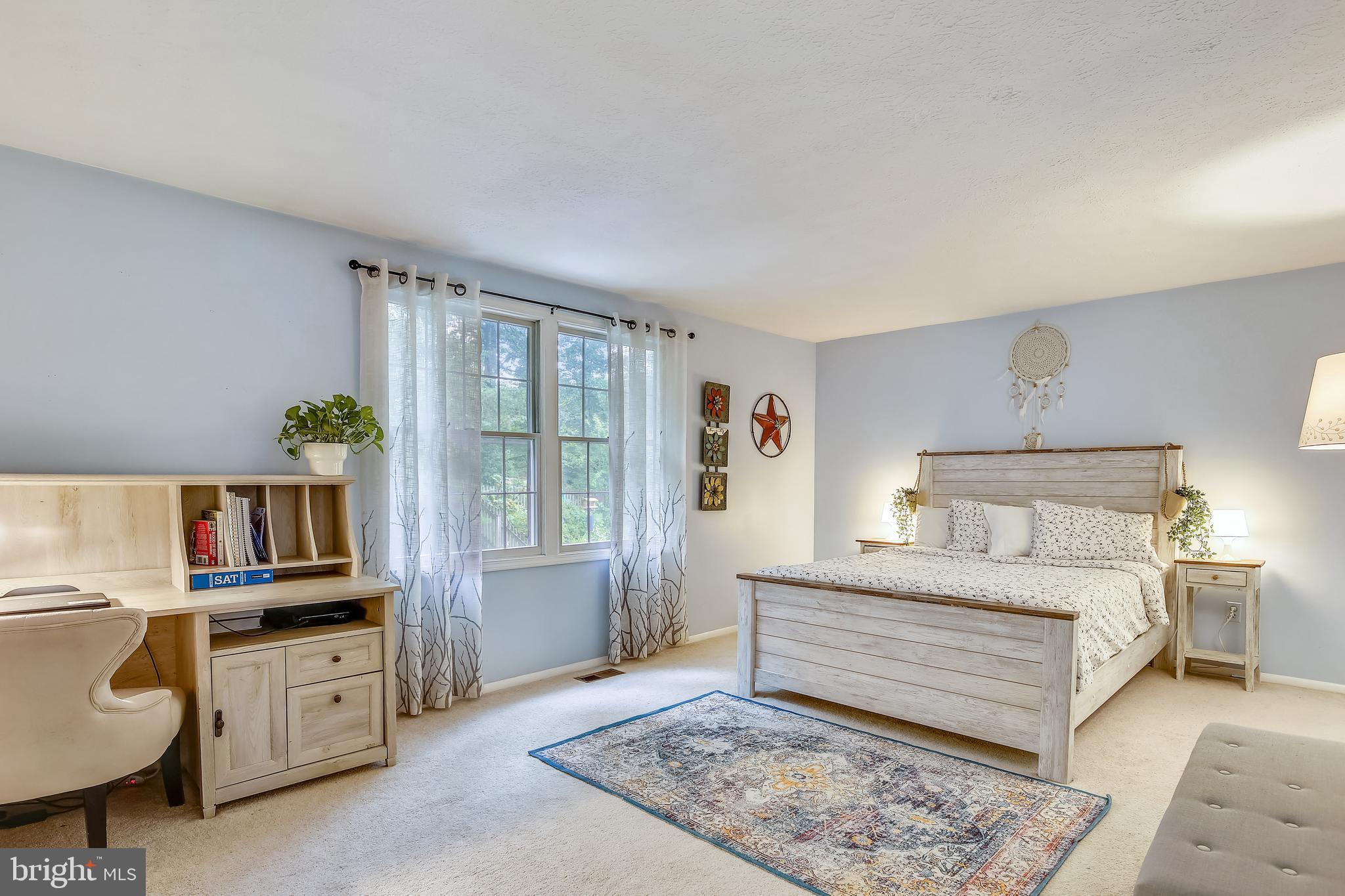 NEWINGTON FOREST - Residential