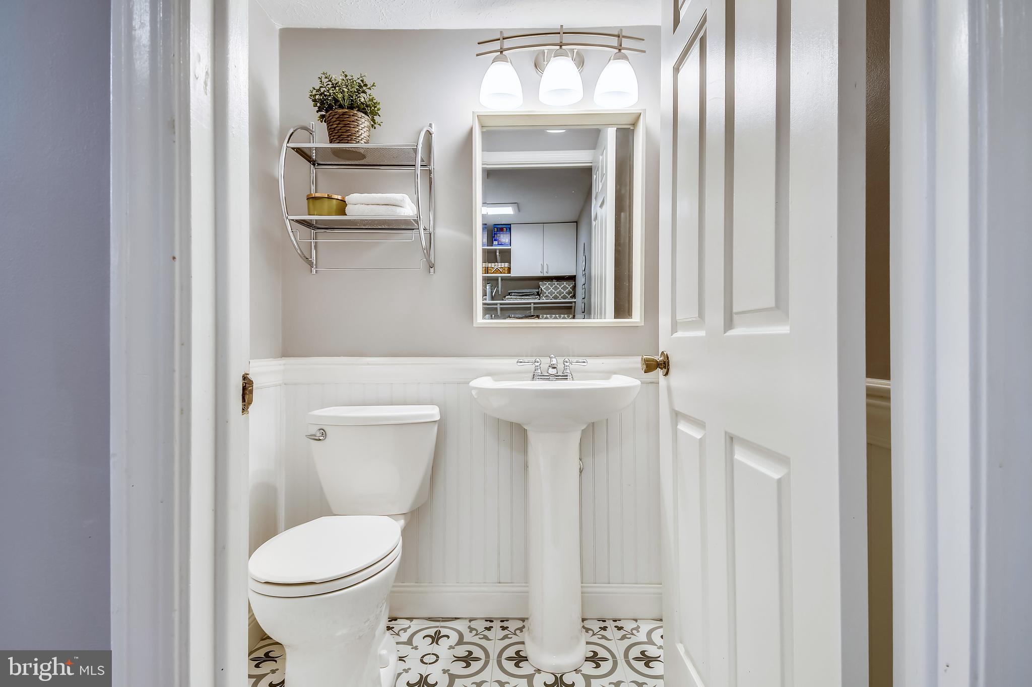 NEWINGTON FOREST - Residential