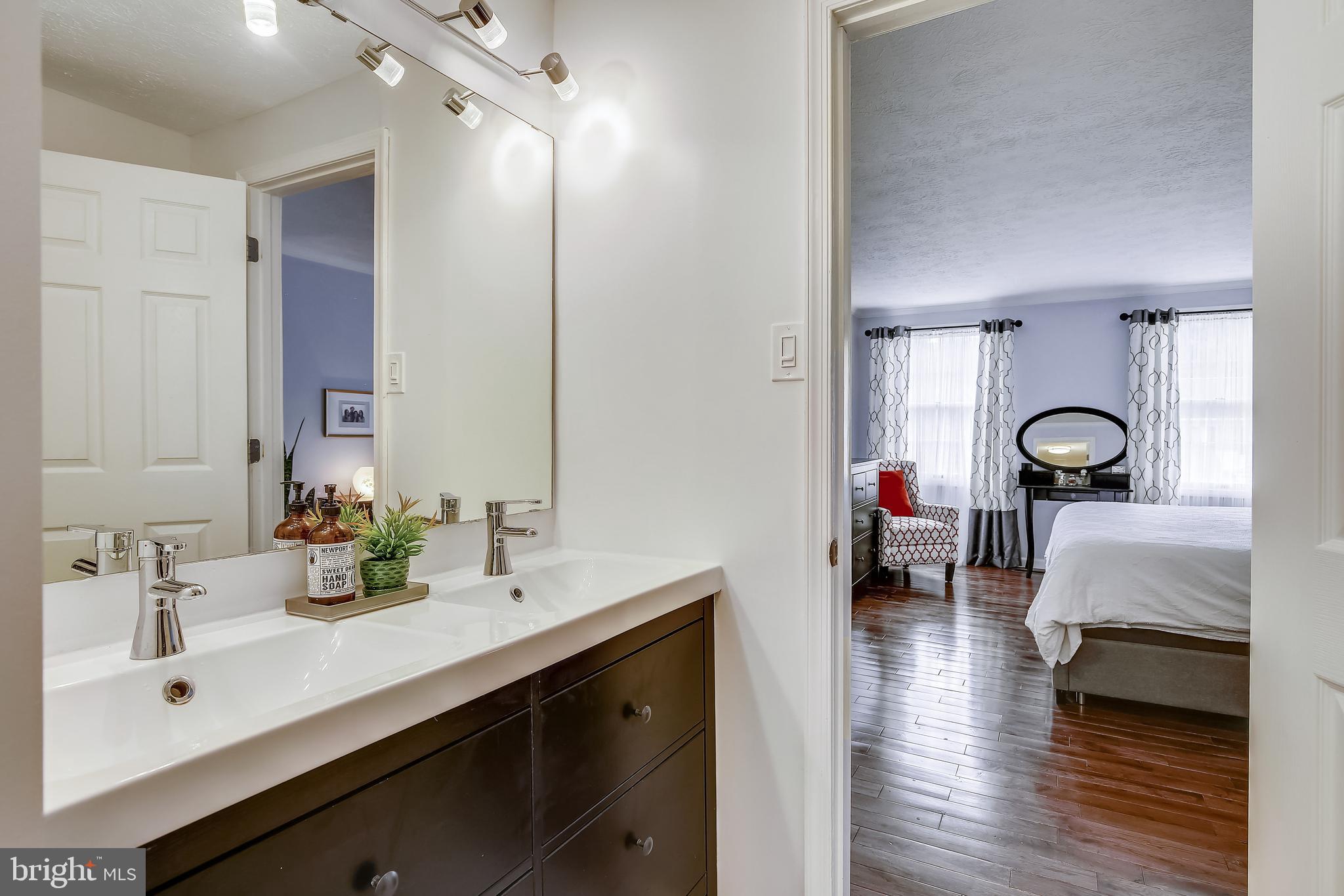 NEWINGTON FOREST - Residential