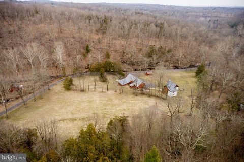 Homes For Rent - 120 Tabor Road<br/> OTTSVILLE, PA 18942