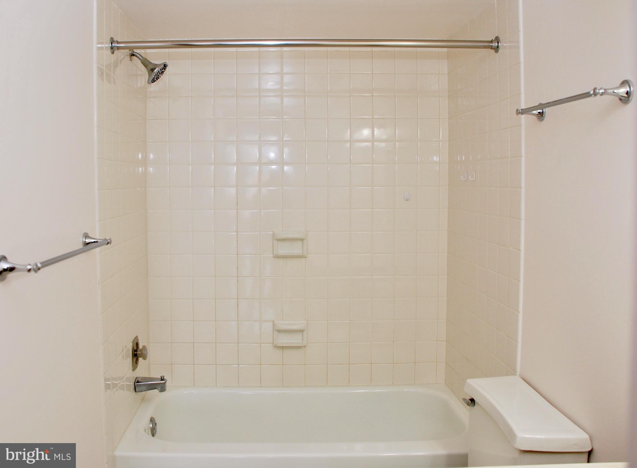 REGENCY AT MCLEAN - Residential Lease