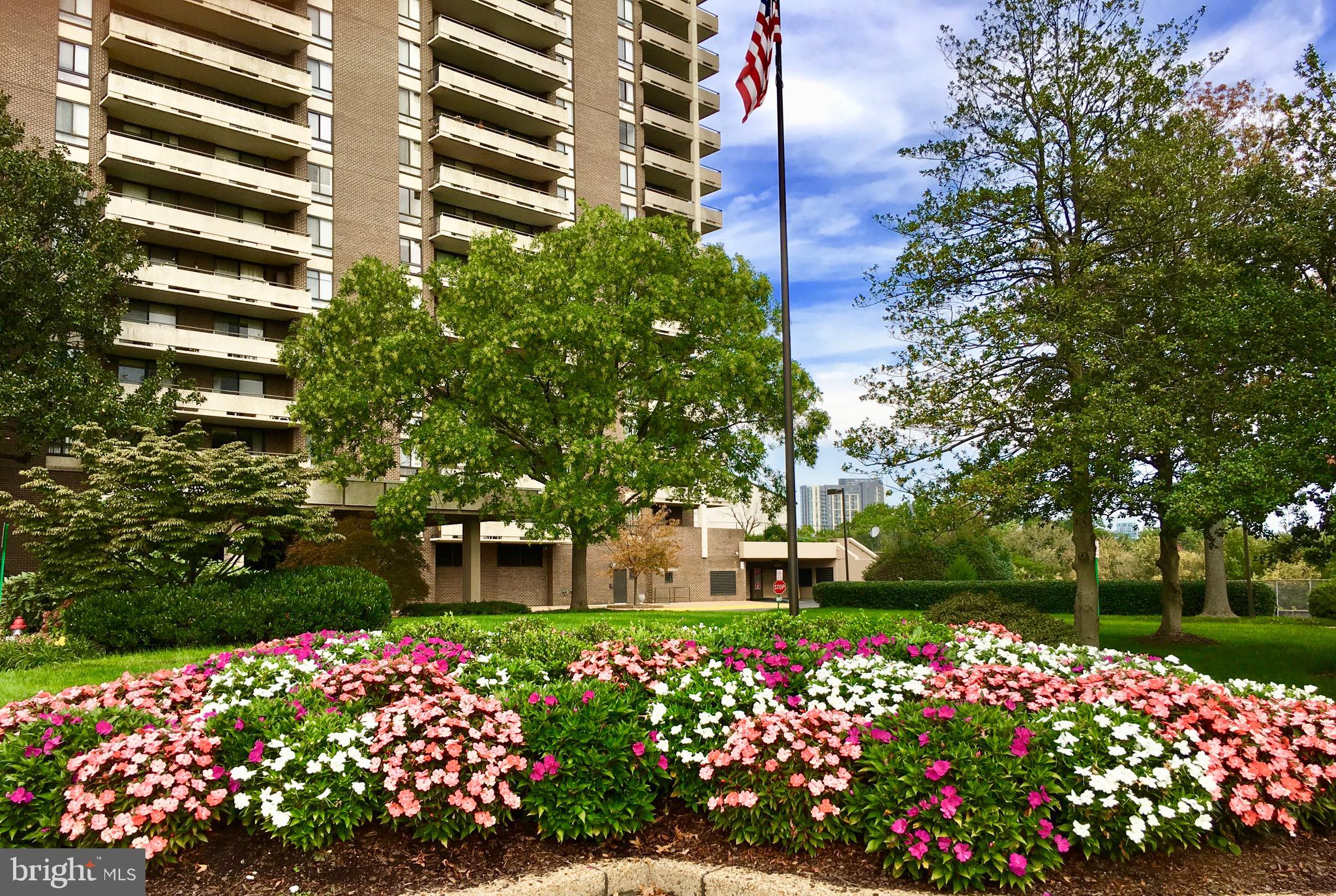 REGENCY AT MCLEAN - Residential Lease