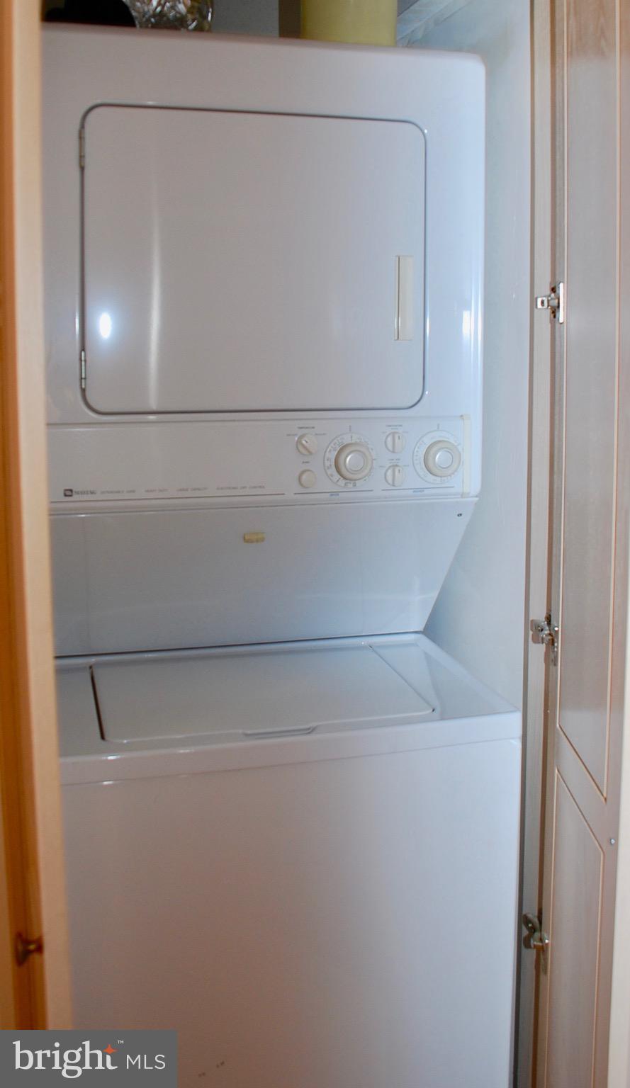 REGENCY AT MCLEAN - Residential Lease