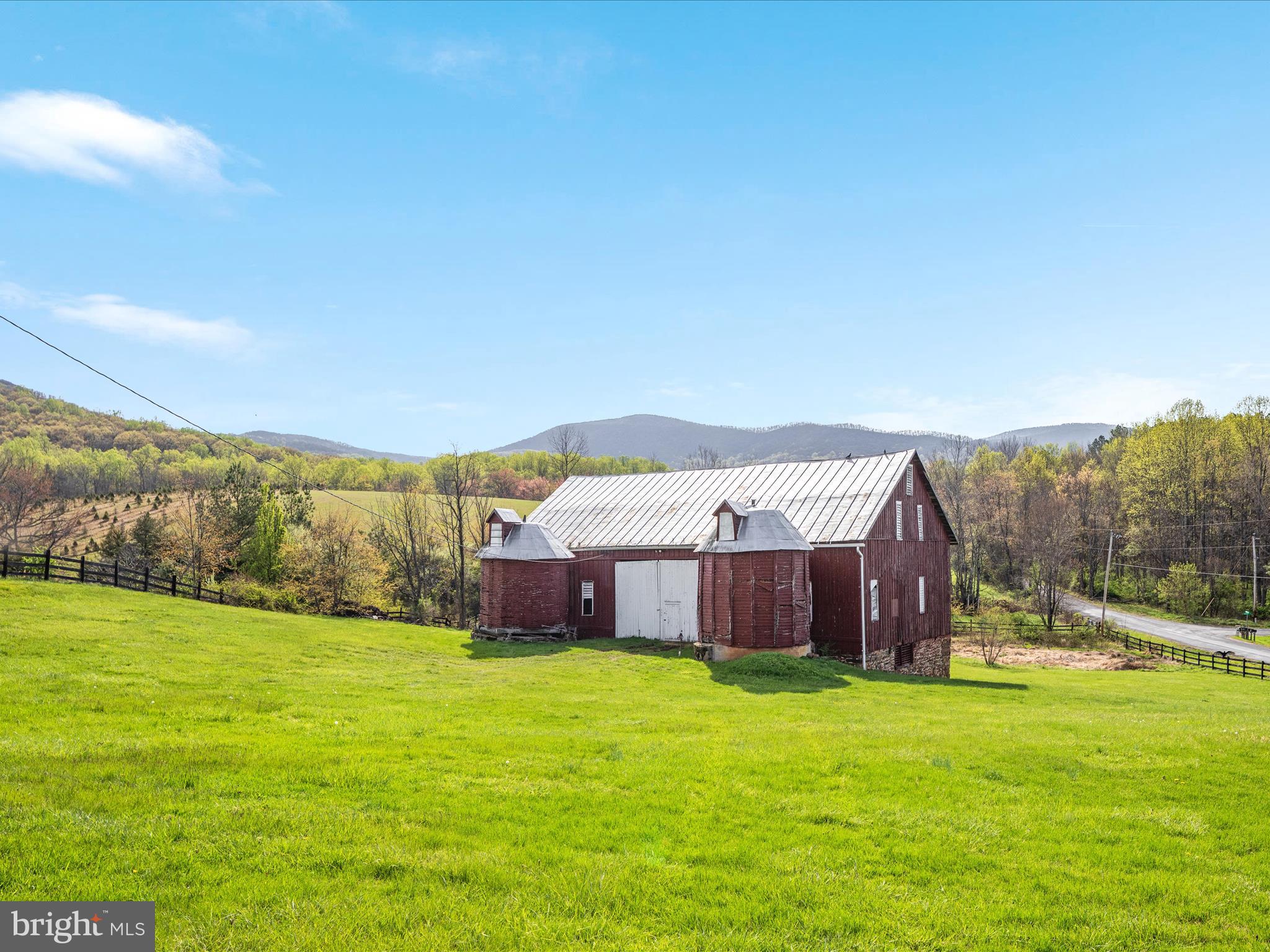 AUTUMN HILLS - Residential