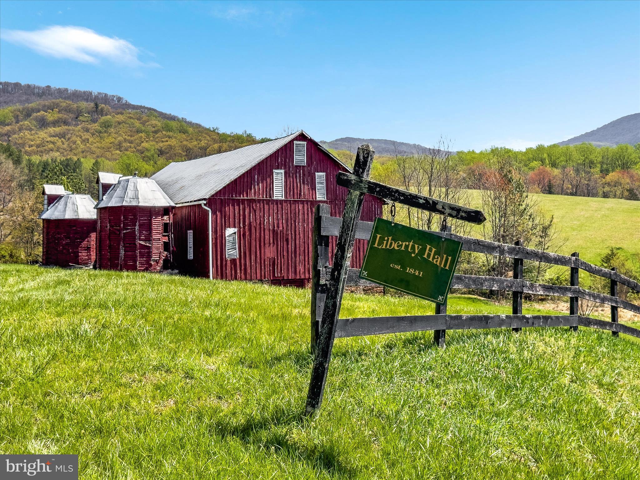 AUTUMN HILLS - Residential