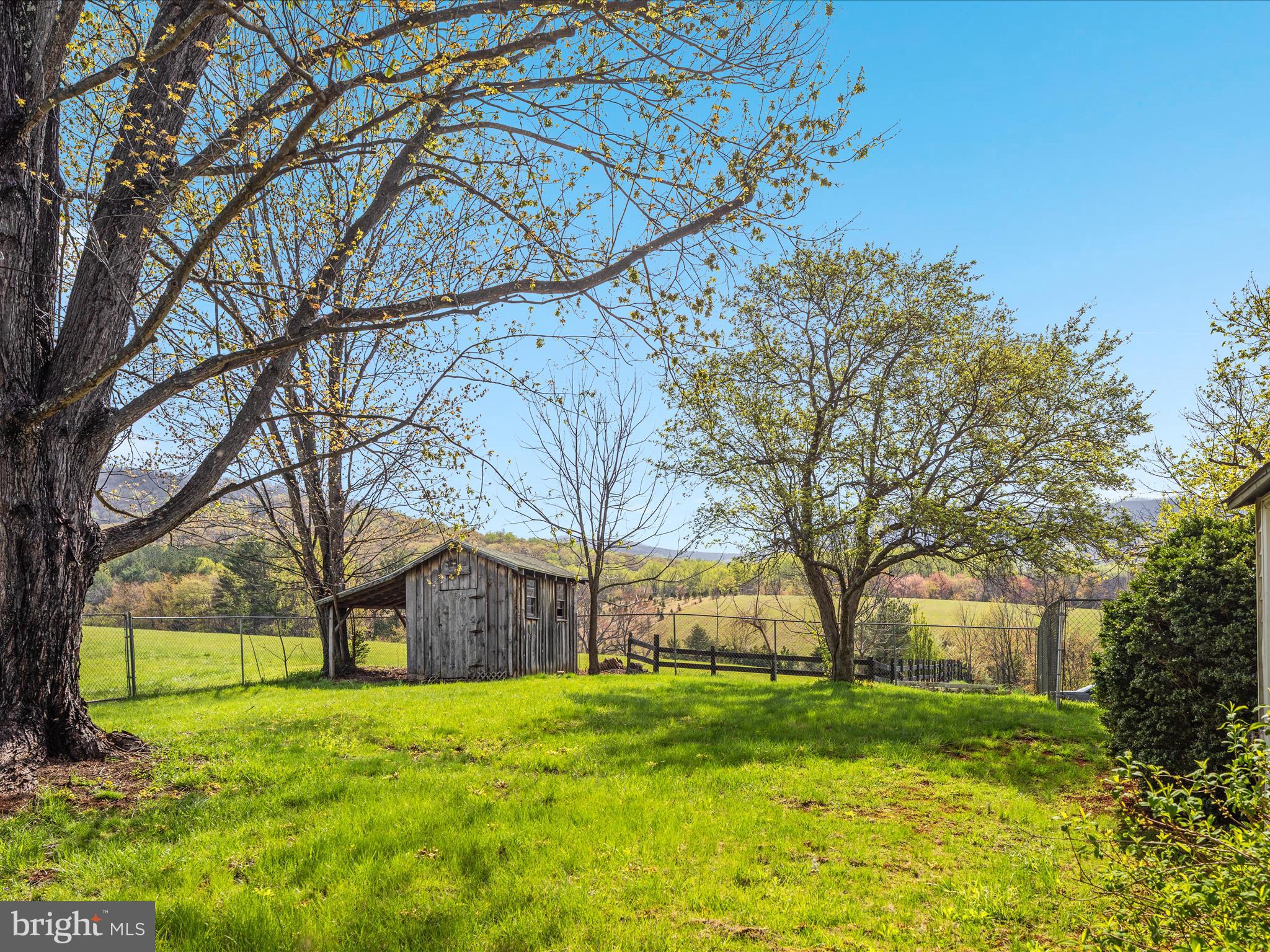 AUTUMN HILLS - Residential