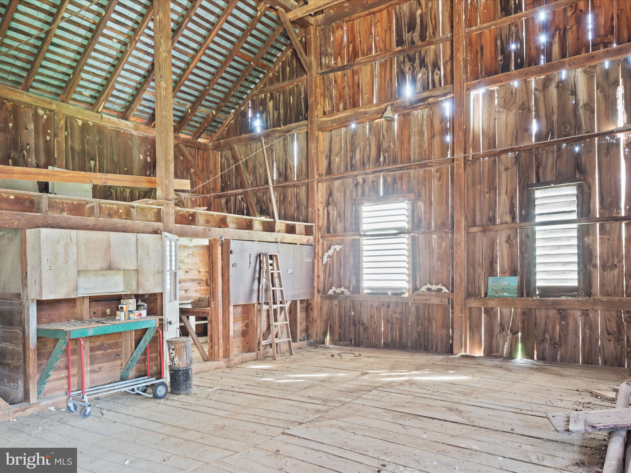 AUTUMN HILLS - Residential