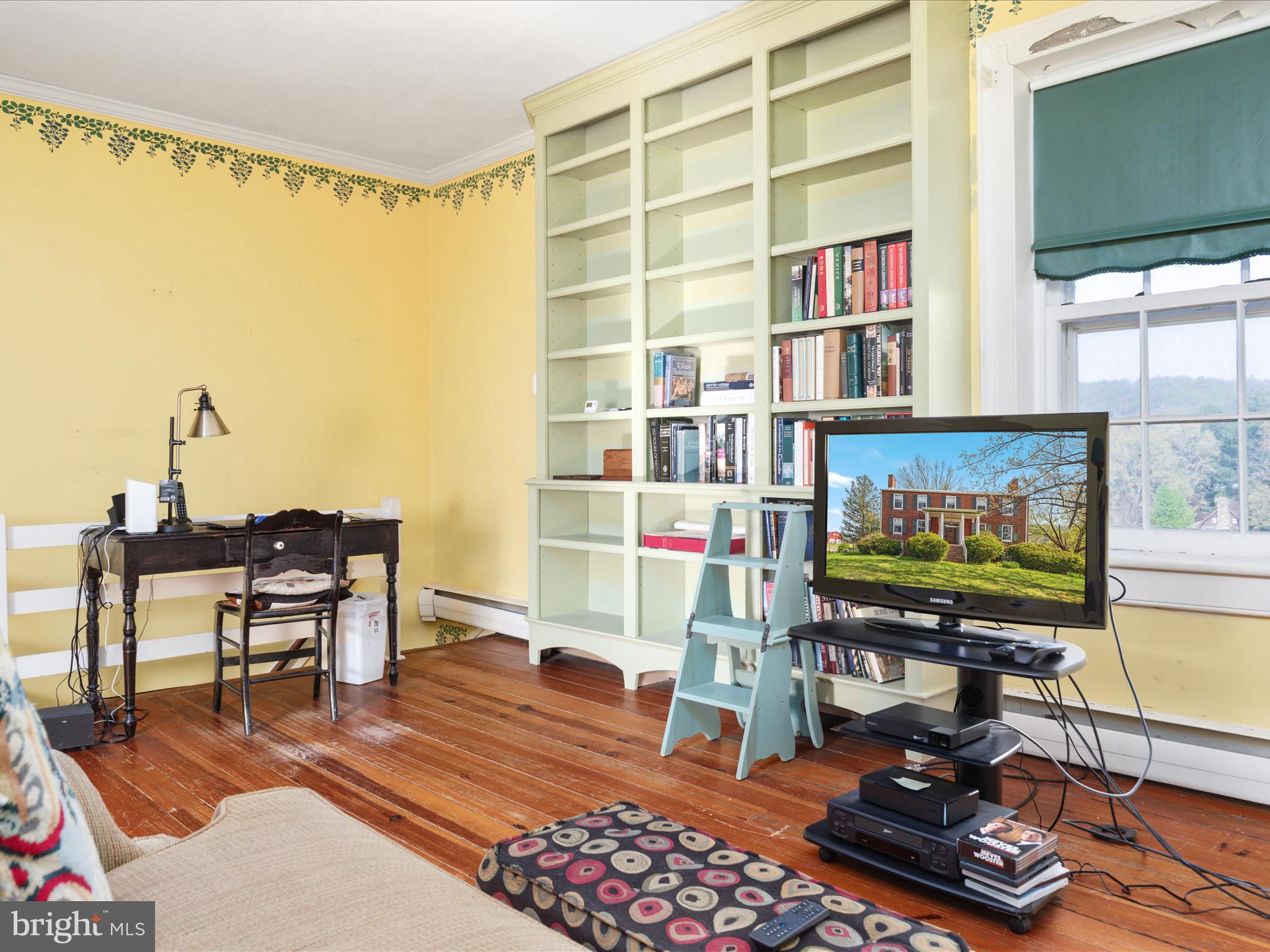 AUTUMN HILLS - Residential