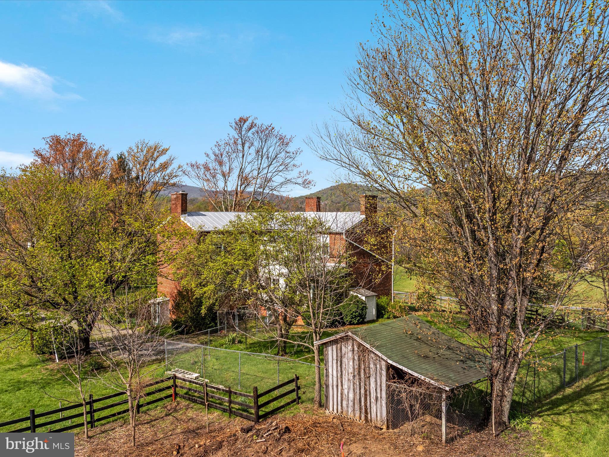 AUTUMN HILLS - Residential