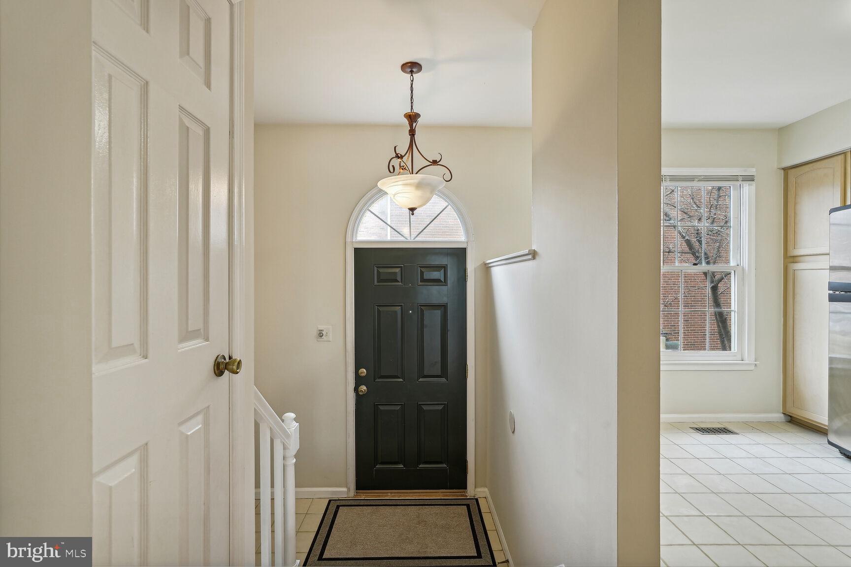 GROSVENOR PARK TOWNHOME CONDOMINIUMS - Residential Lease