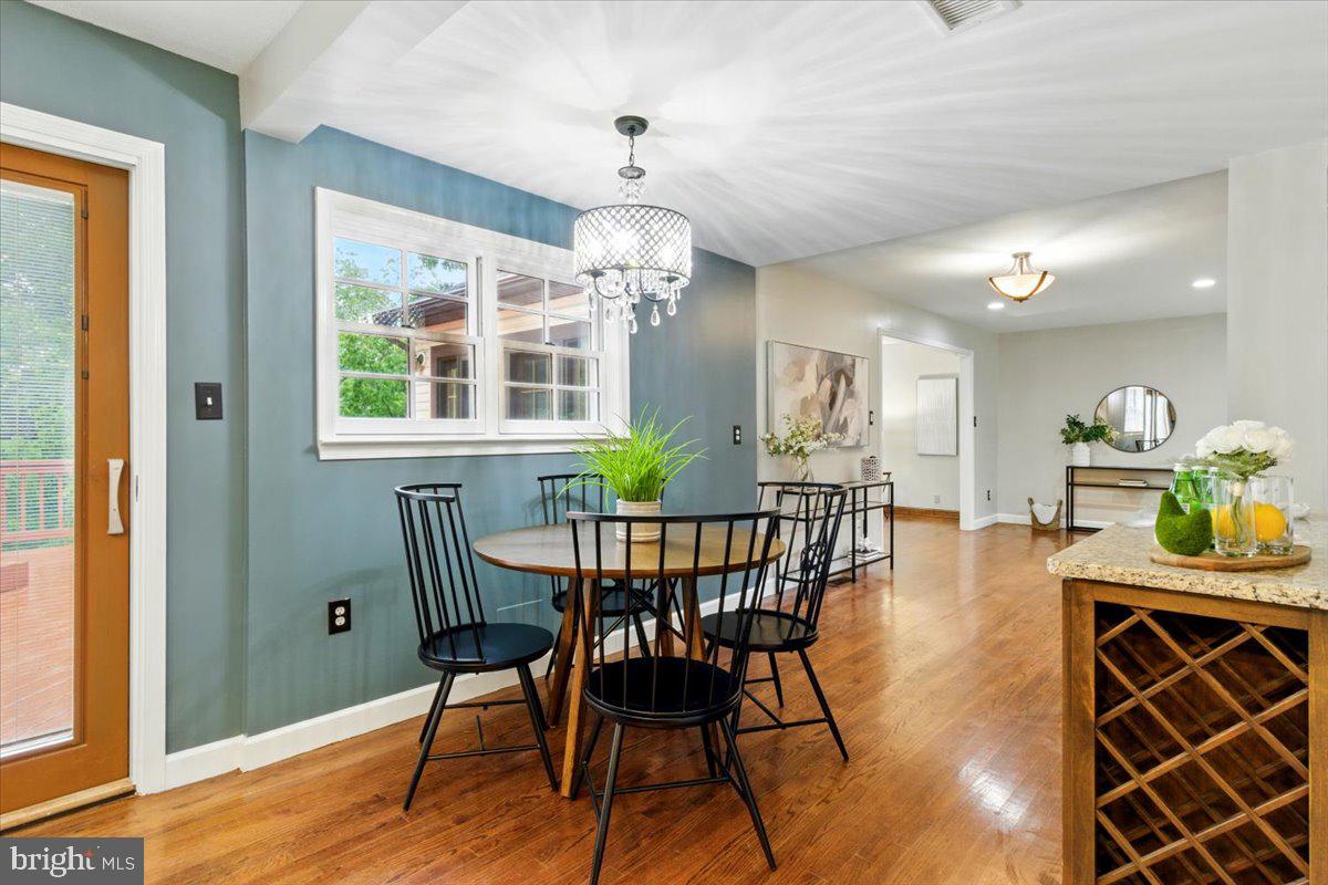 OAK TREE - Residential