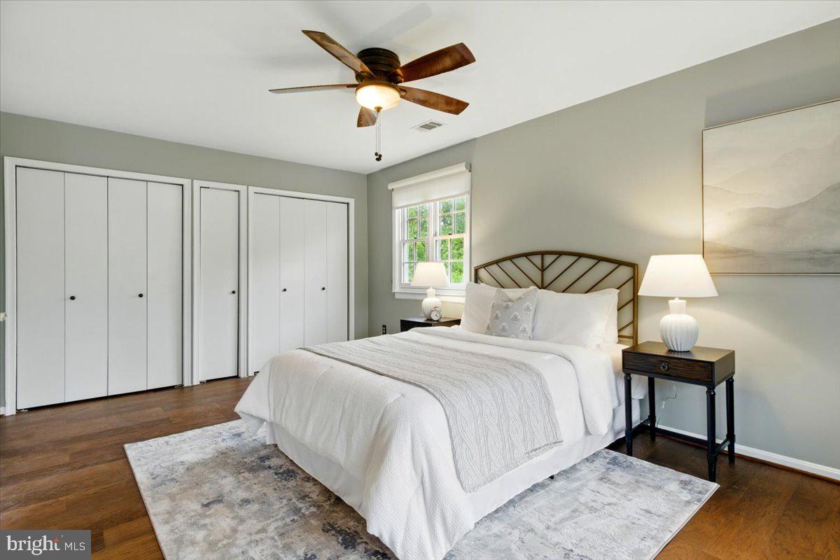 OAK TREE - Residential