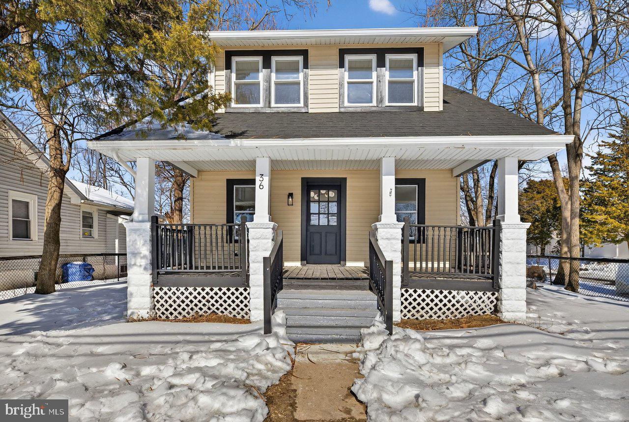 36 E PARK AVENUE