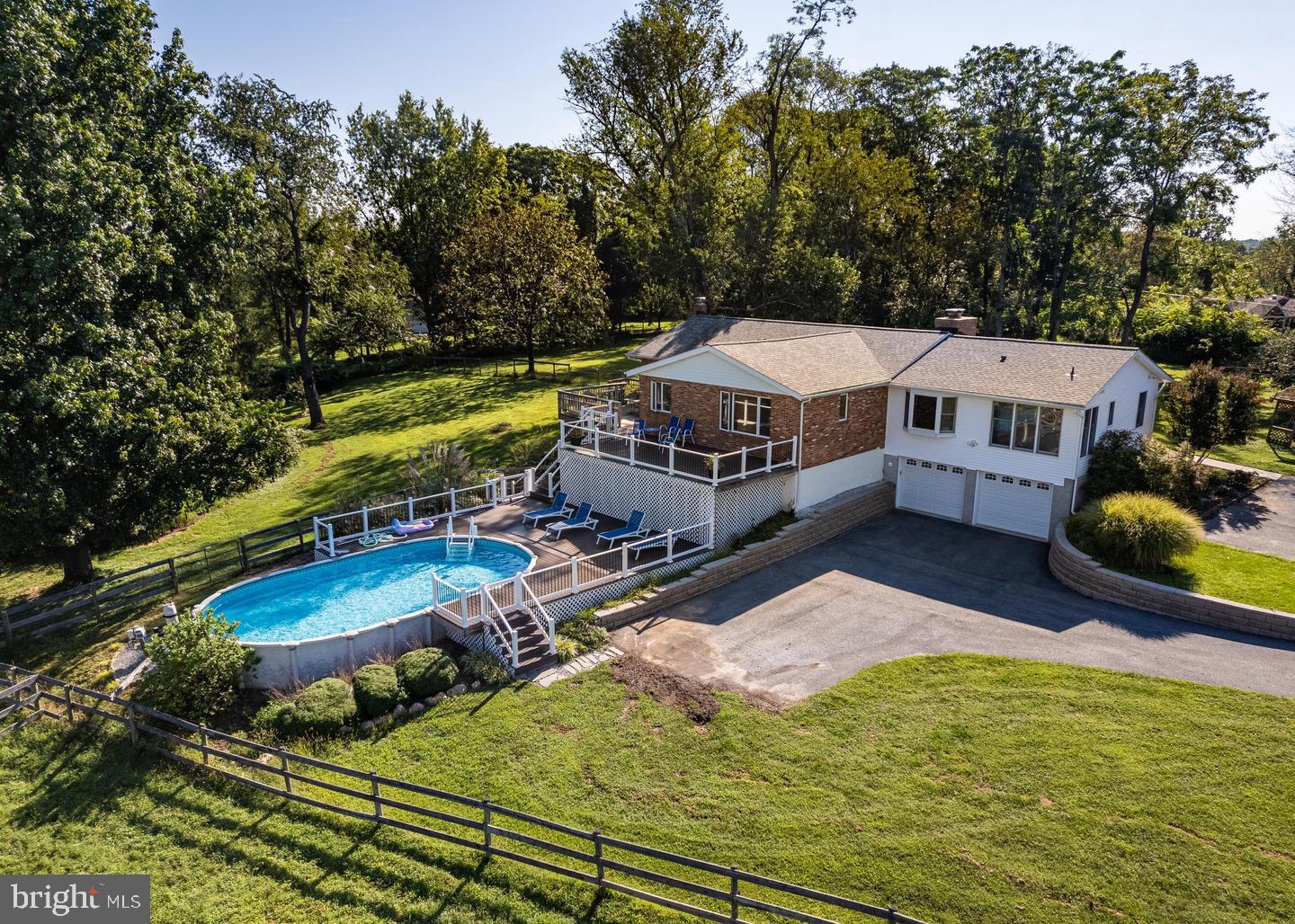 12280 HOWARD LODGE DRIVE