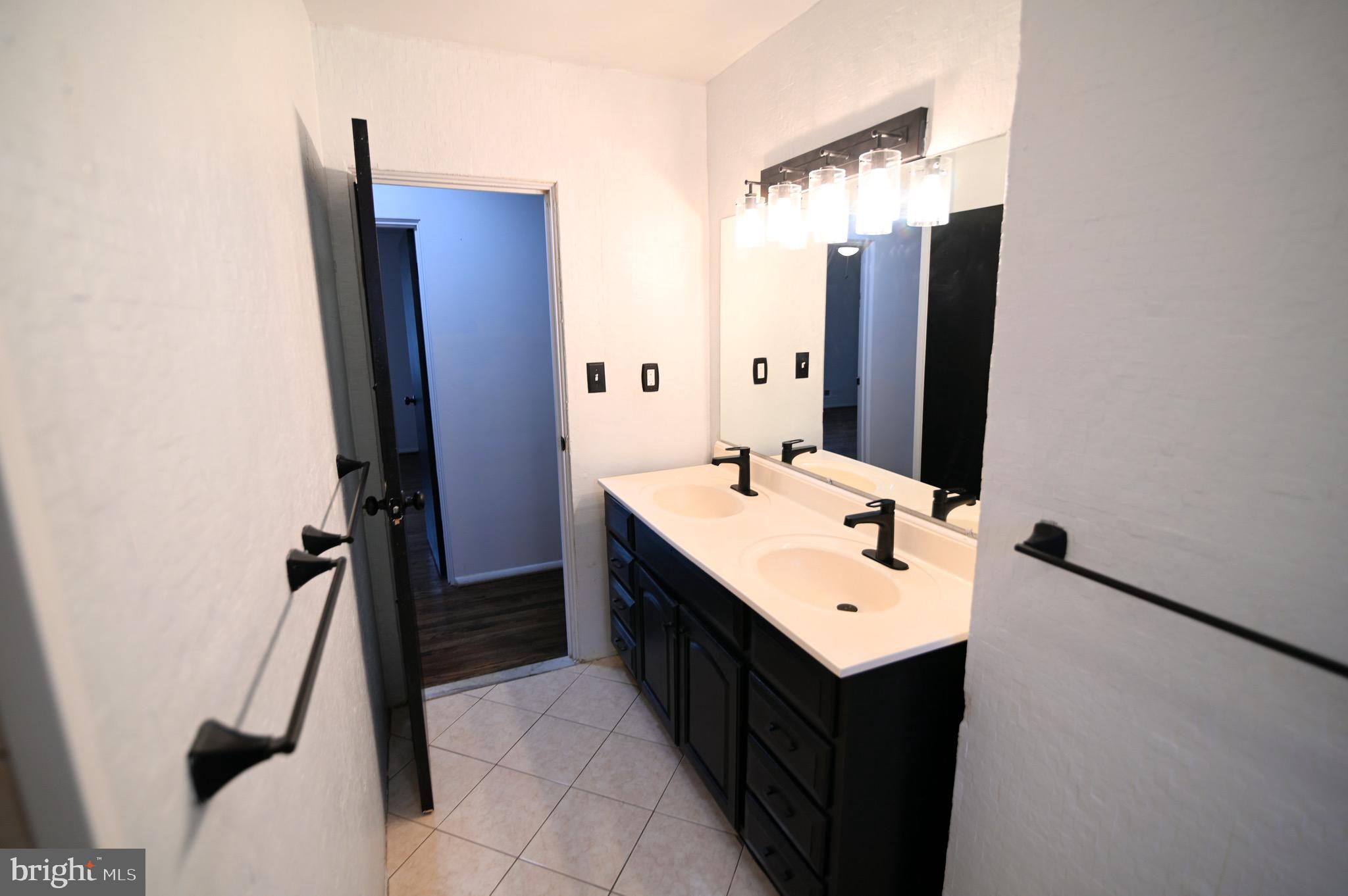 HILLCREST HEIGHTS - Residential Lease