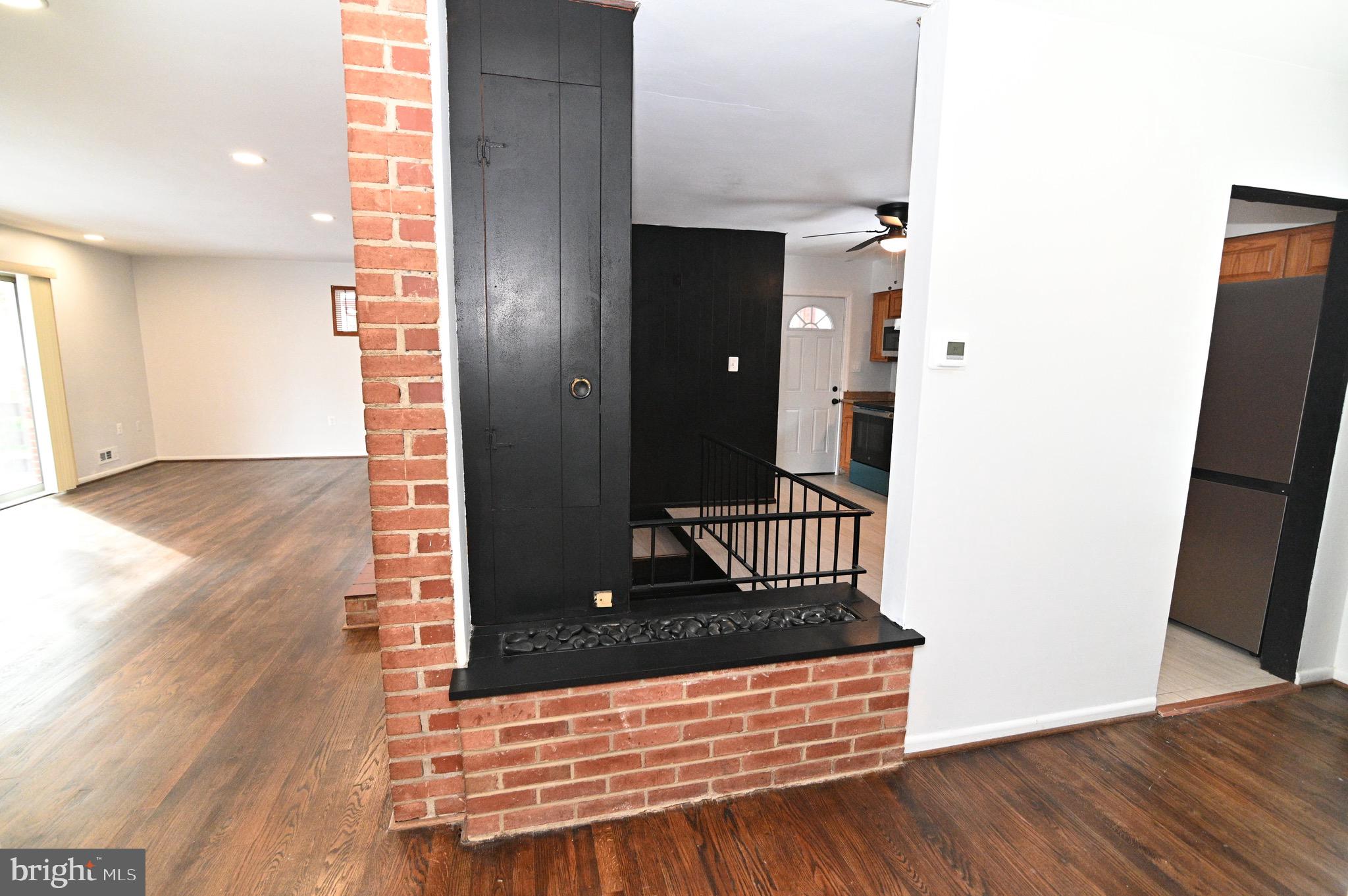 HILLCREST HEIGHTS - Residential Lease