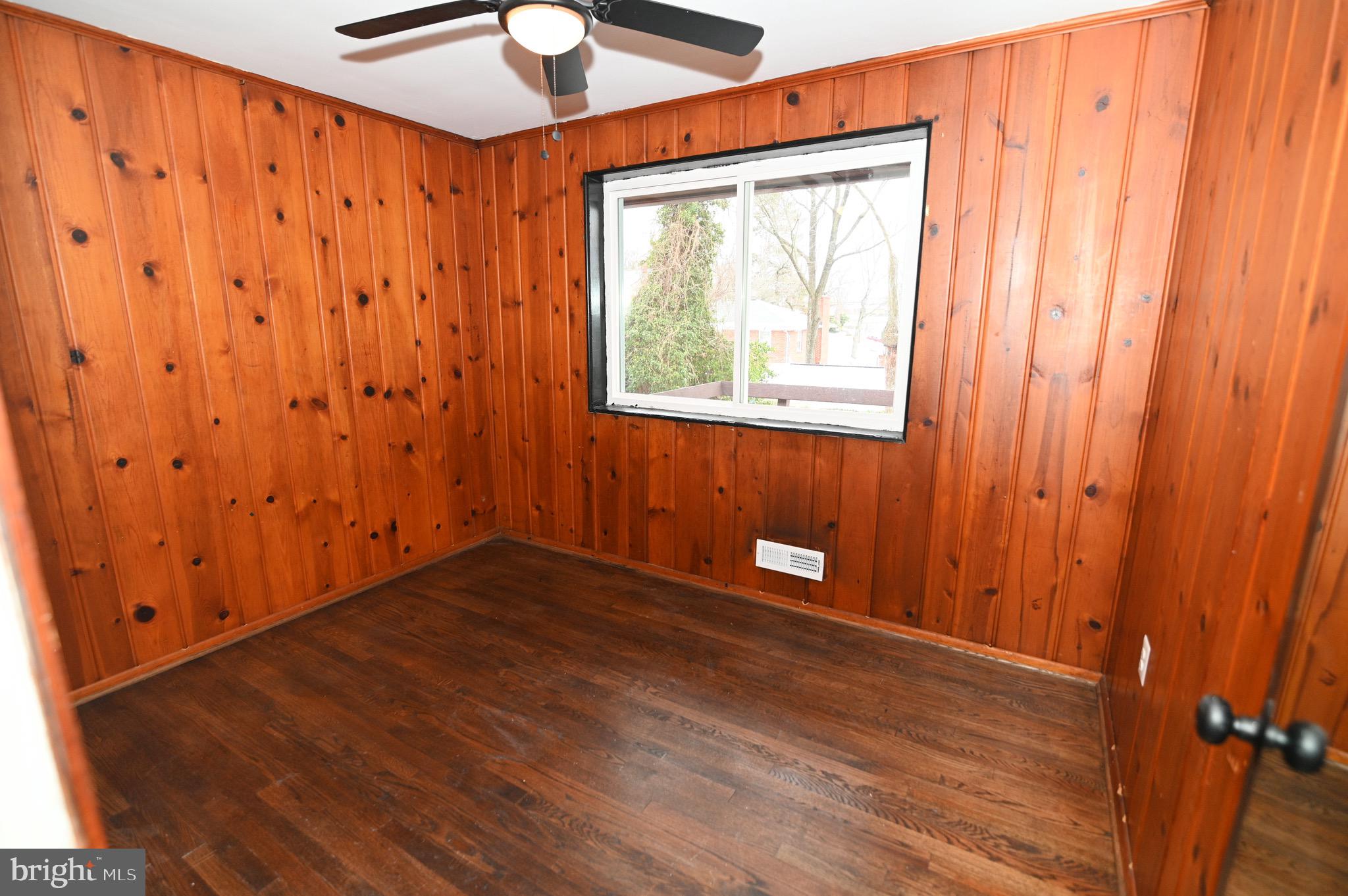 HILLCREST HEIGHTS - Residential Lease