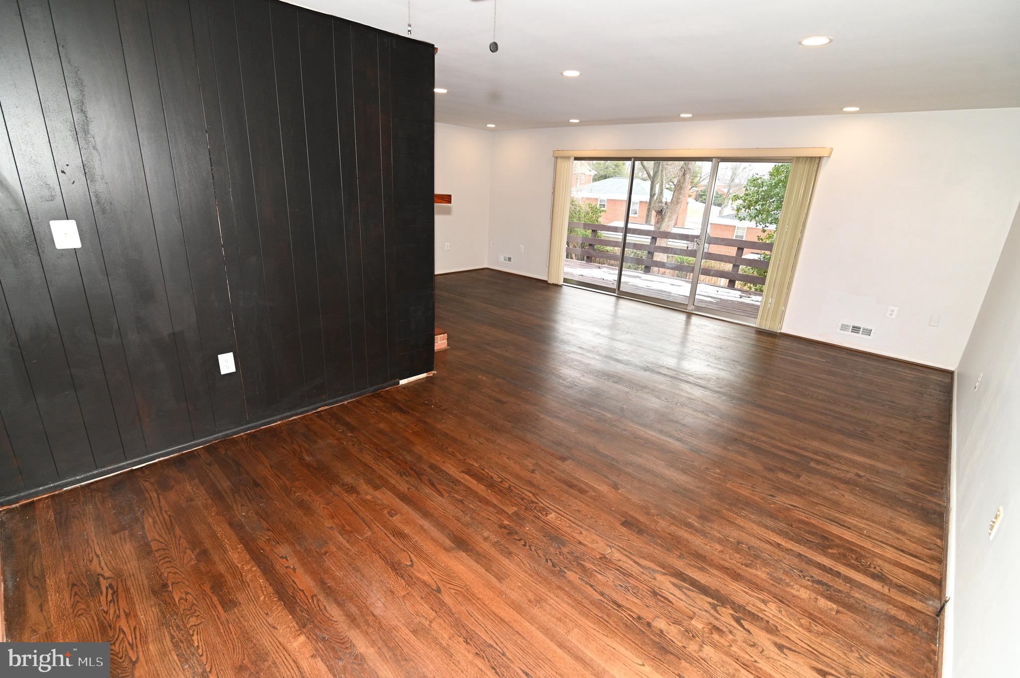 HILLCREST HEIGHTS - Residential Lease