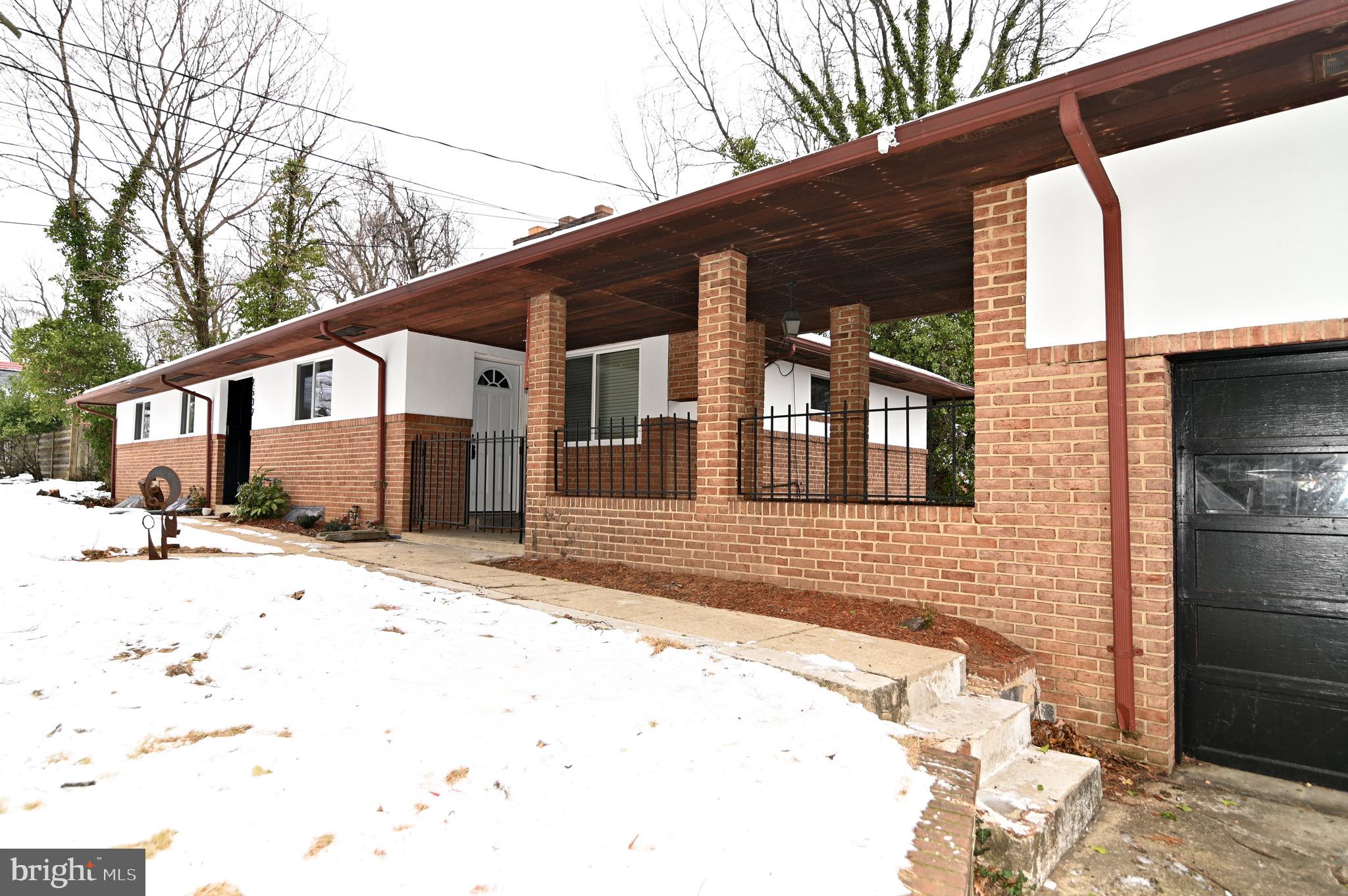 HILLCREST HEIGHTS - Residential Lease