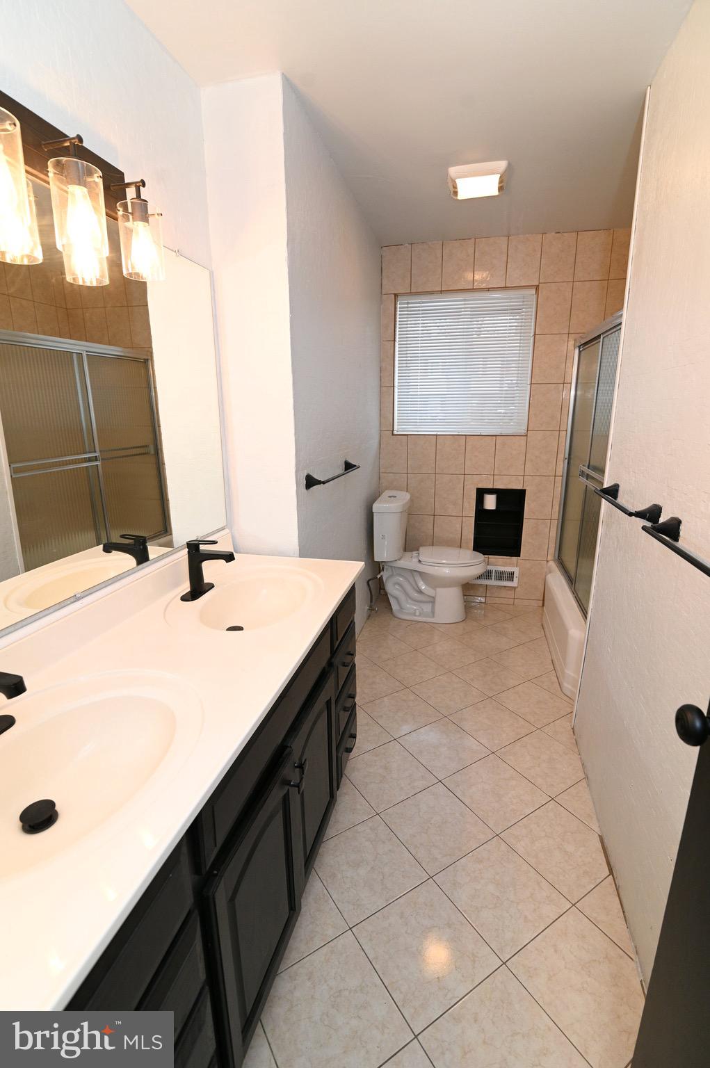 HILLCREST HEIGHTS - Residential Lease